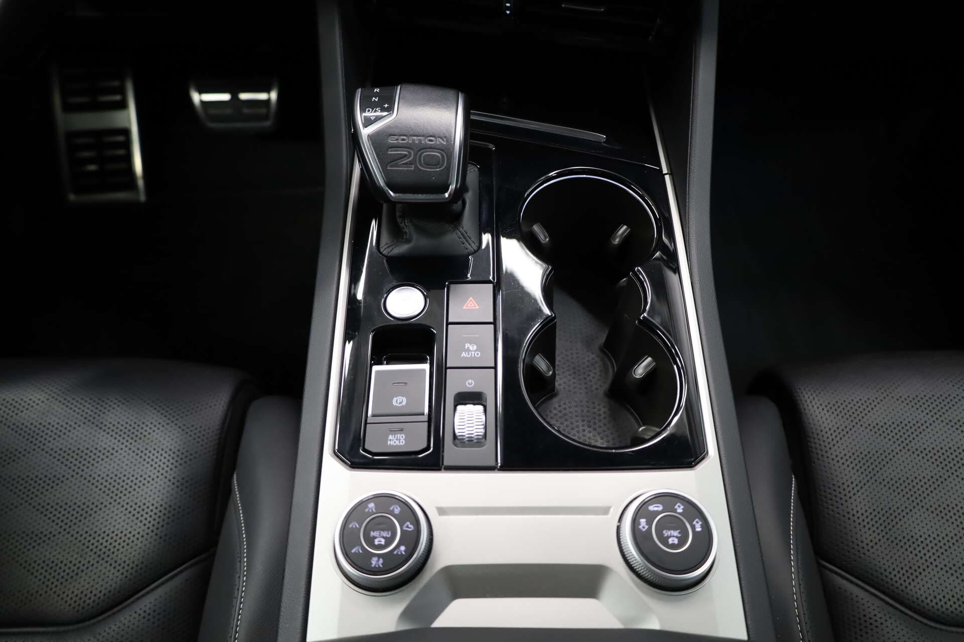 VOLKSWAGEN Touareg, photo 12 sur 17