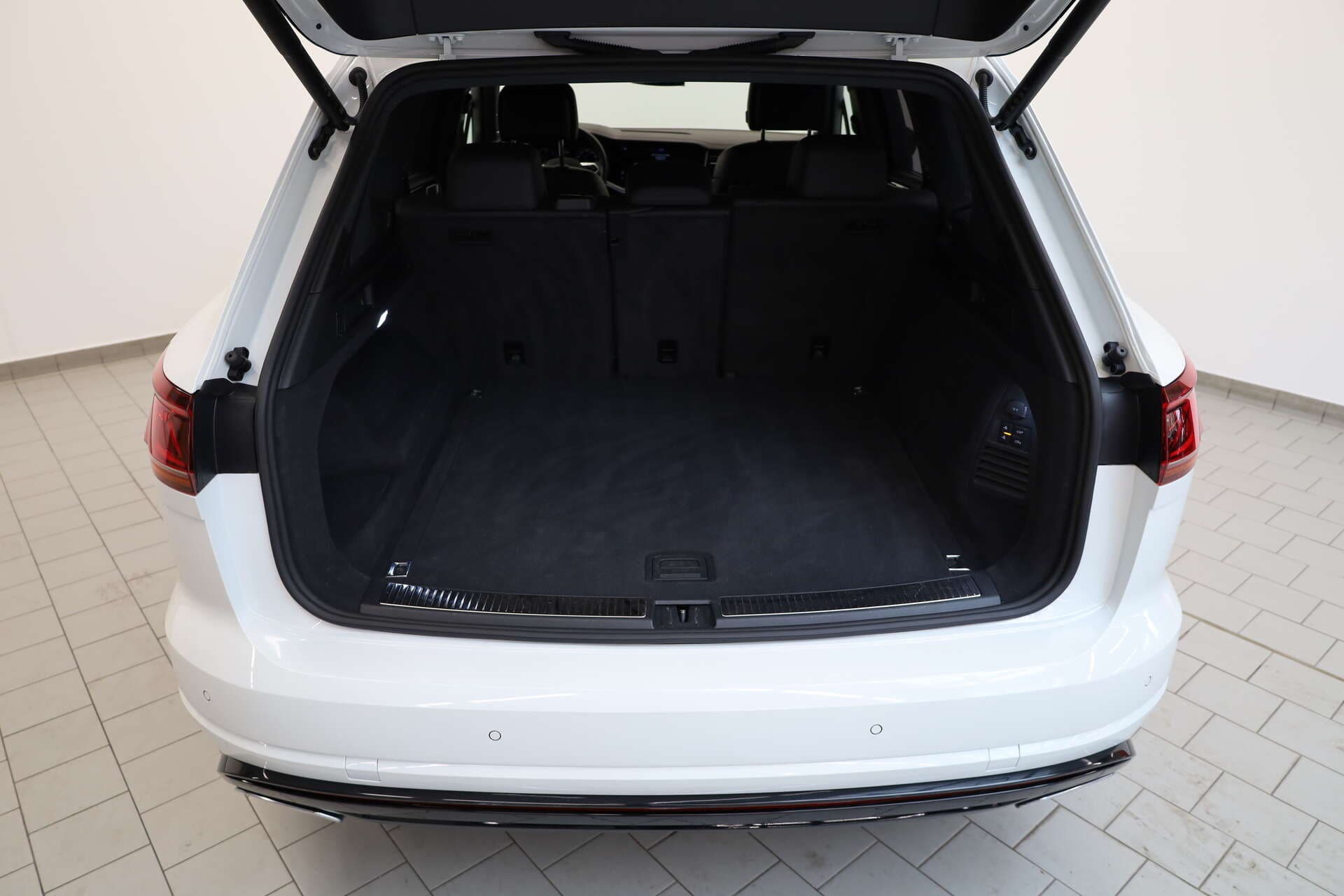 VOLKSWAGEN Touareg, photo 15 sur 17
