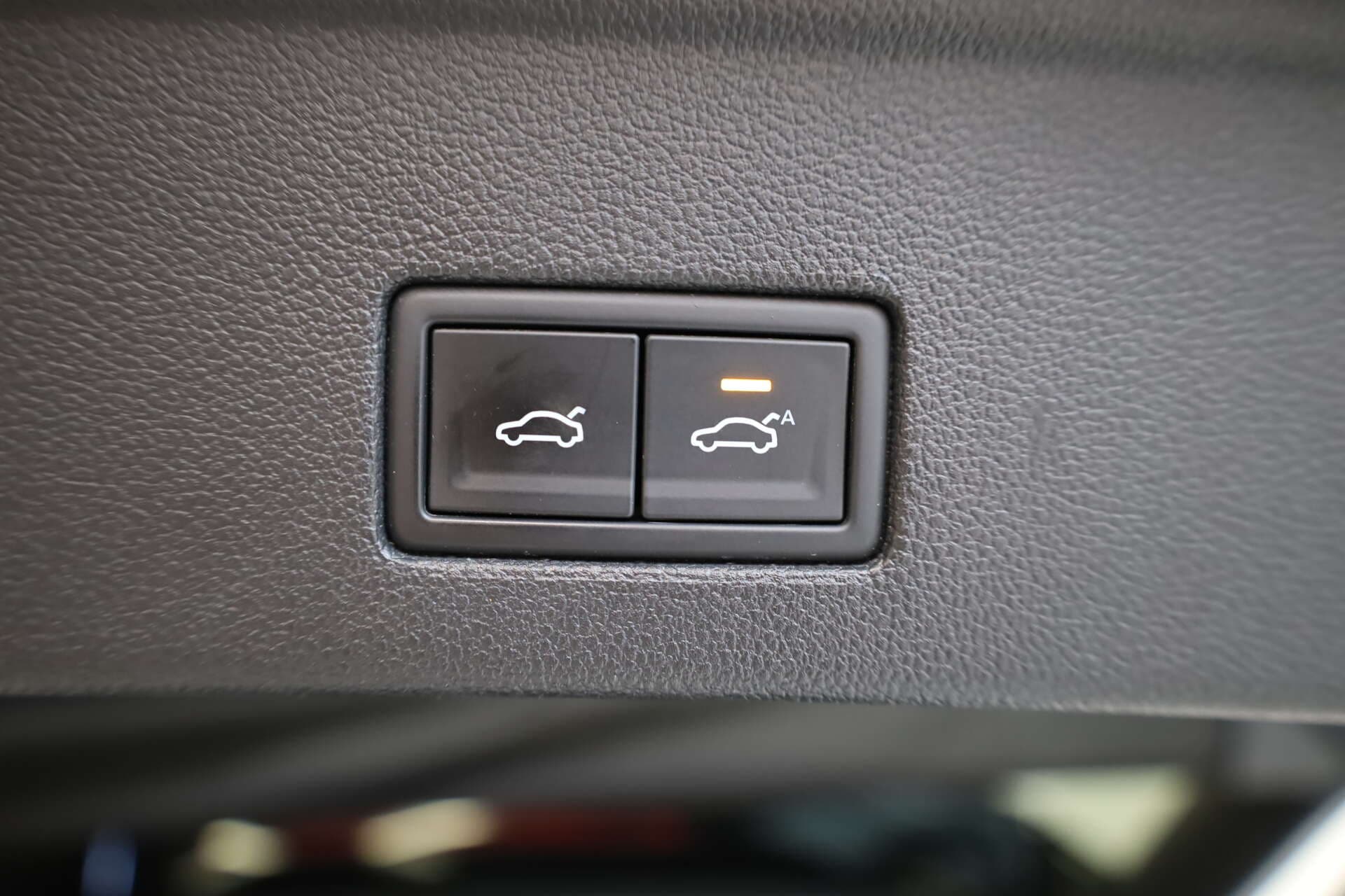 VOLKSWAGEN Touareg, photo 16 sur 17