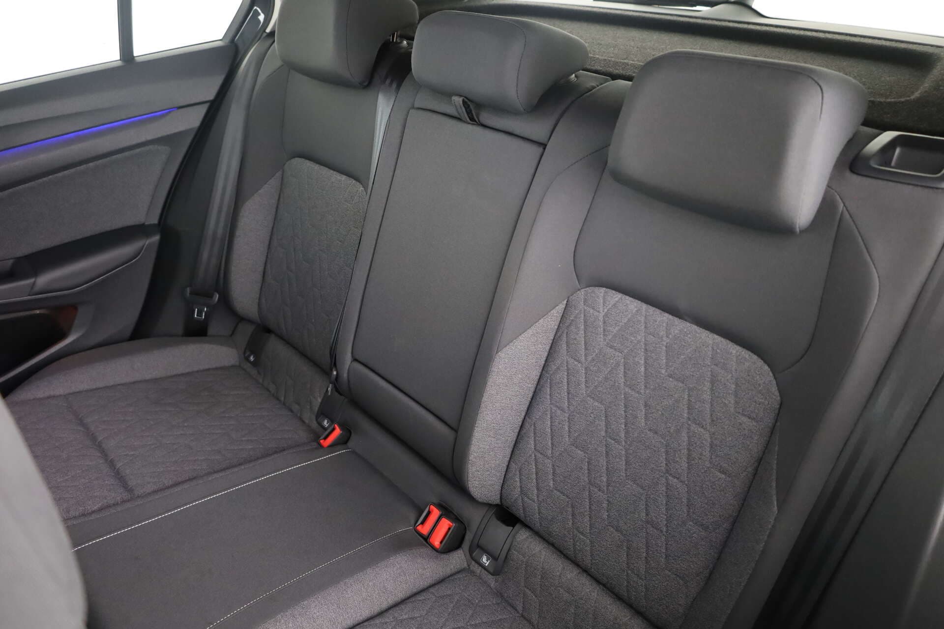 VOLKSWAGEN Golf, photo 10 sur 17