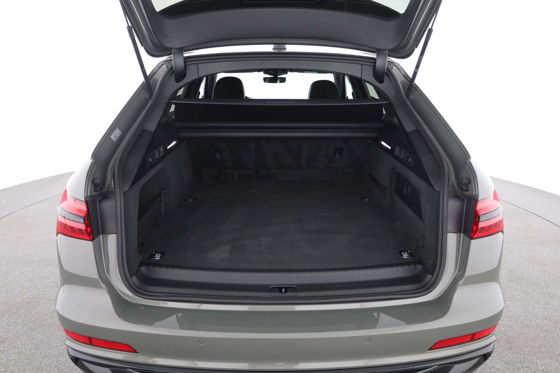 AUDI A6 Avant, photo 12 sur 17