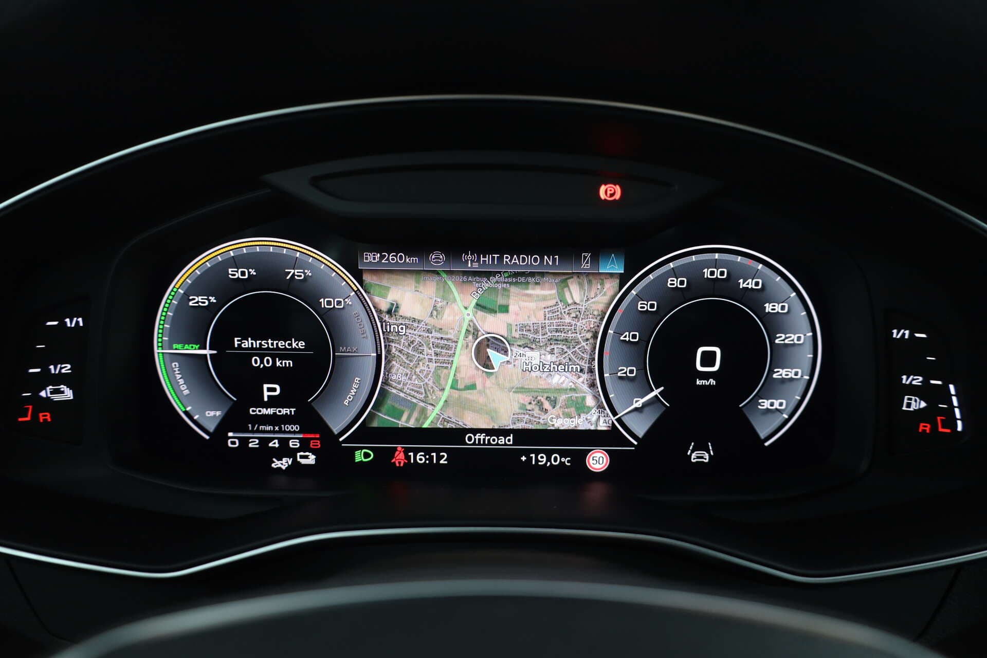 AUDI A6 Avant, photo 15 sur 17