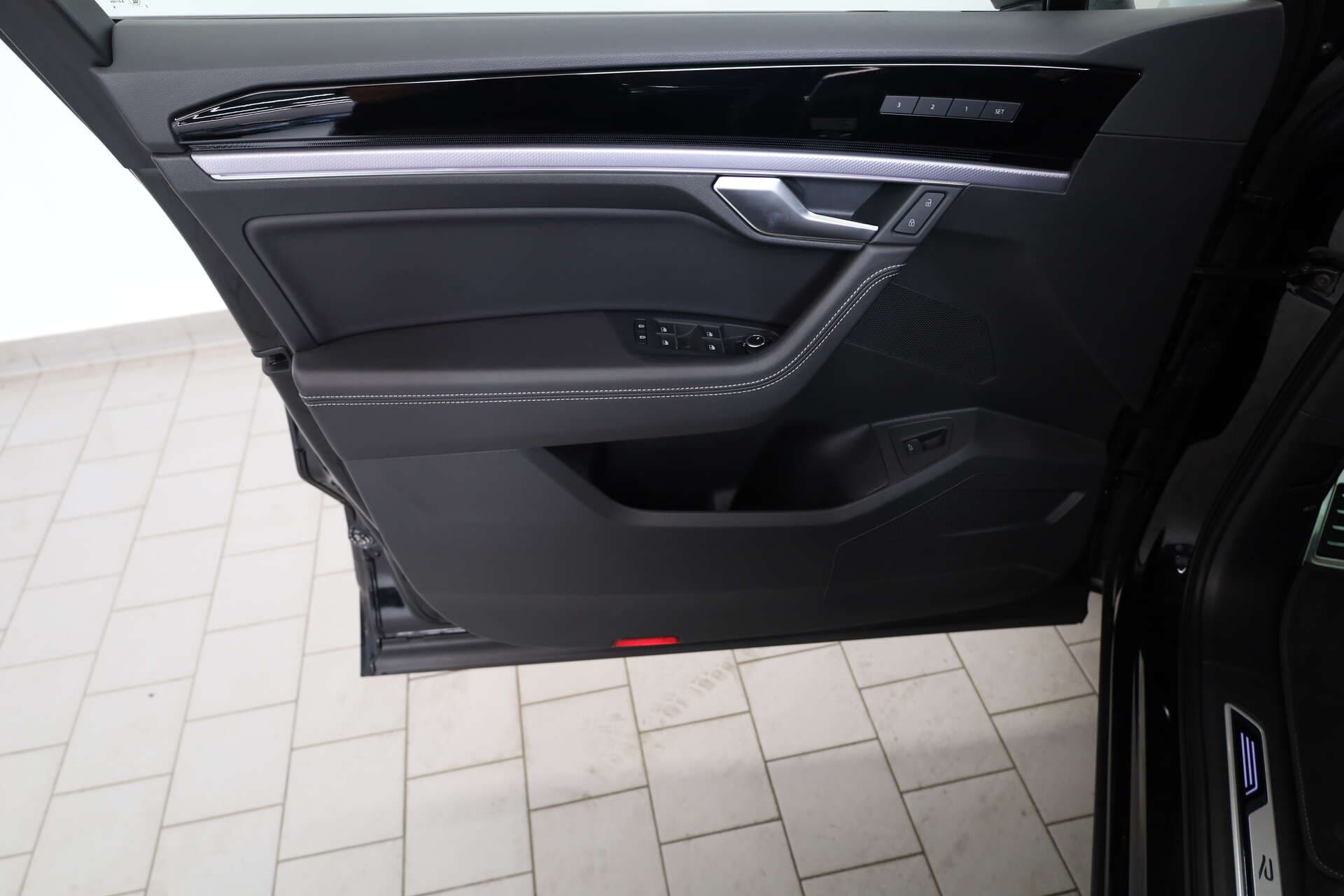 VOLKSWAGEN Touareg, photo 13 sur 17