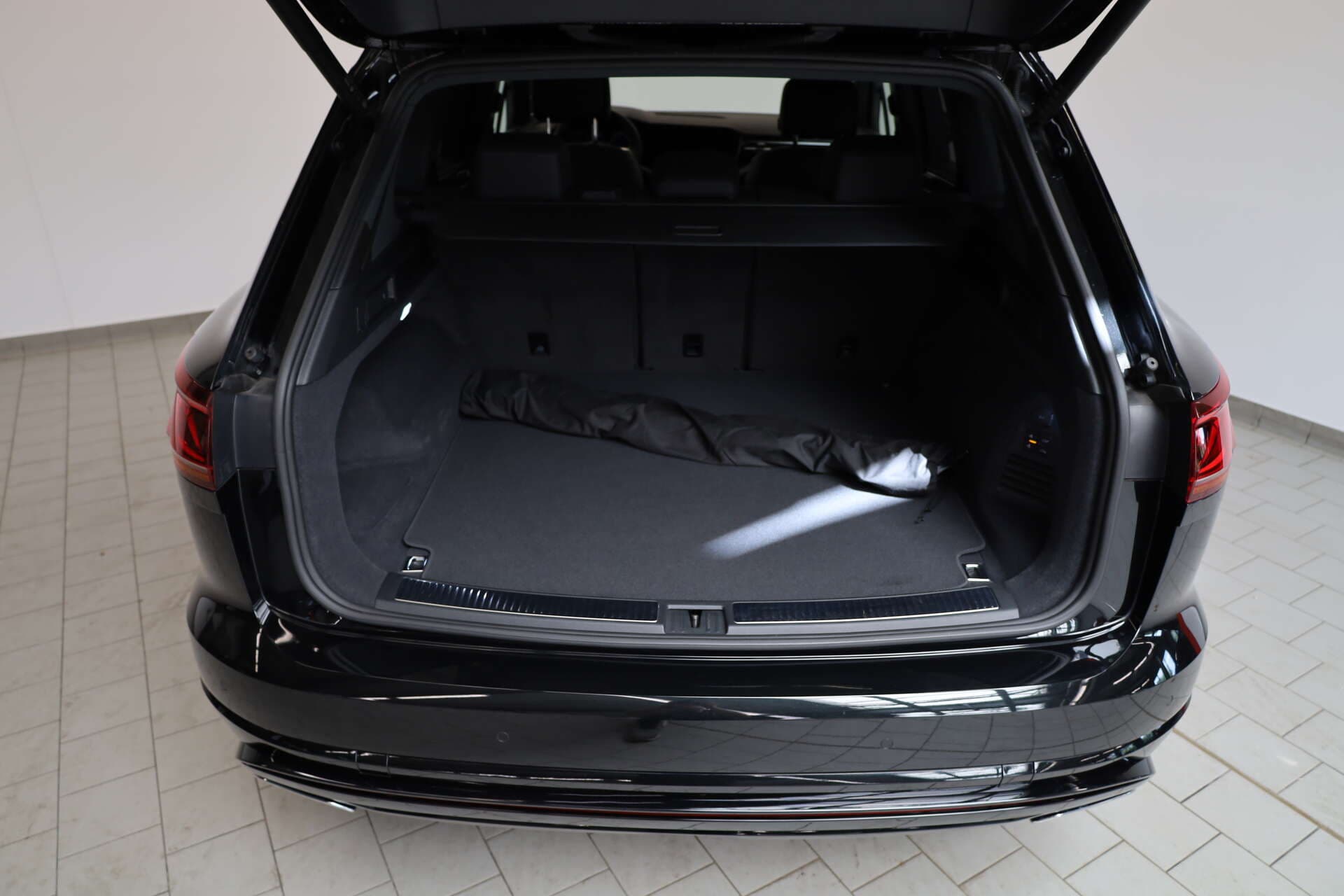 VOLKSWAGEN Touareg, photo 15 sur 17