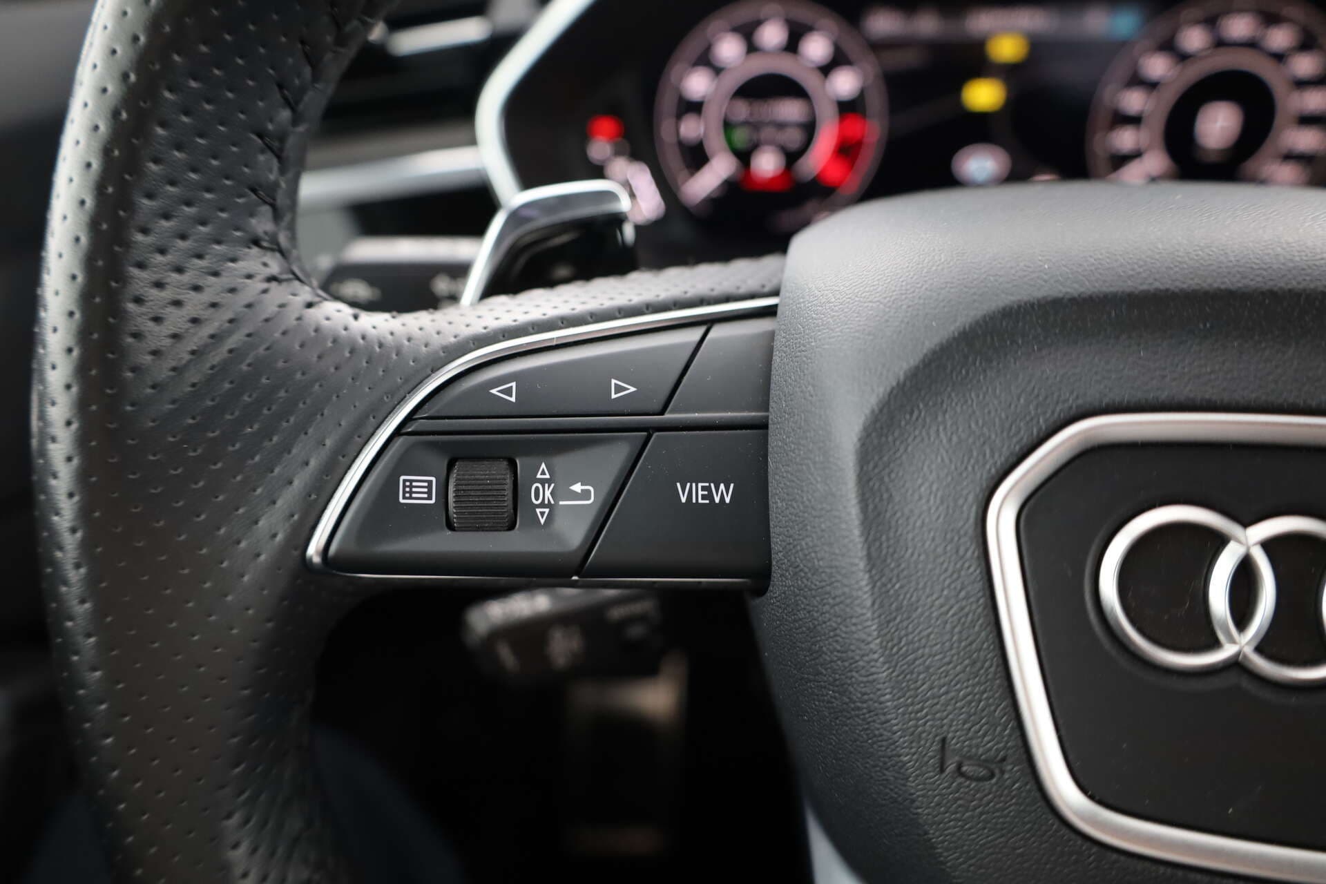 AUDI RS Q3, photo 13 sur 17
