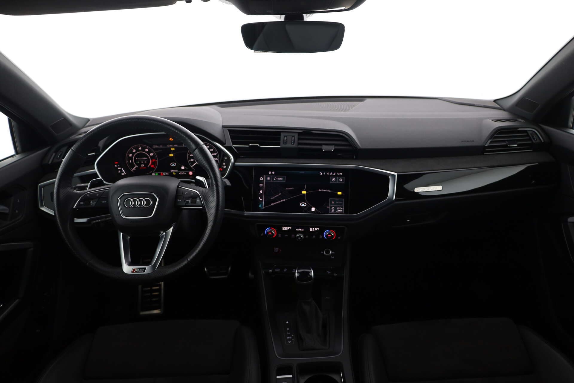 AUDI RS Q3, photo 8 sur 17