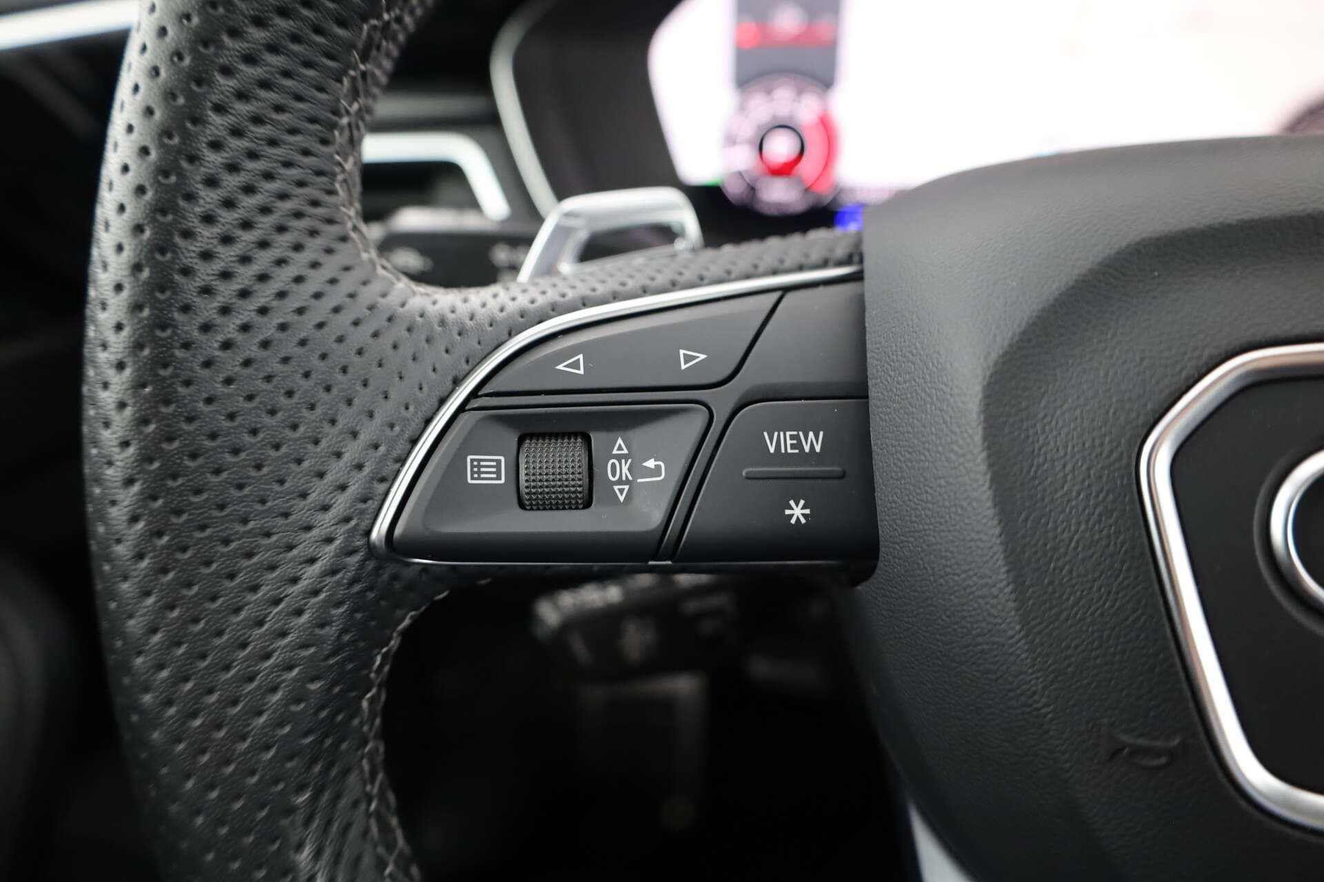 AUDI RS4 Avant, photo 13 sur 17
