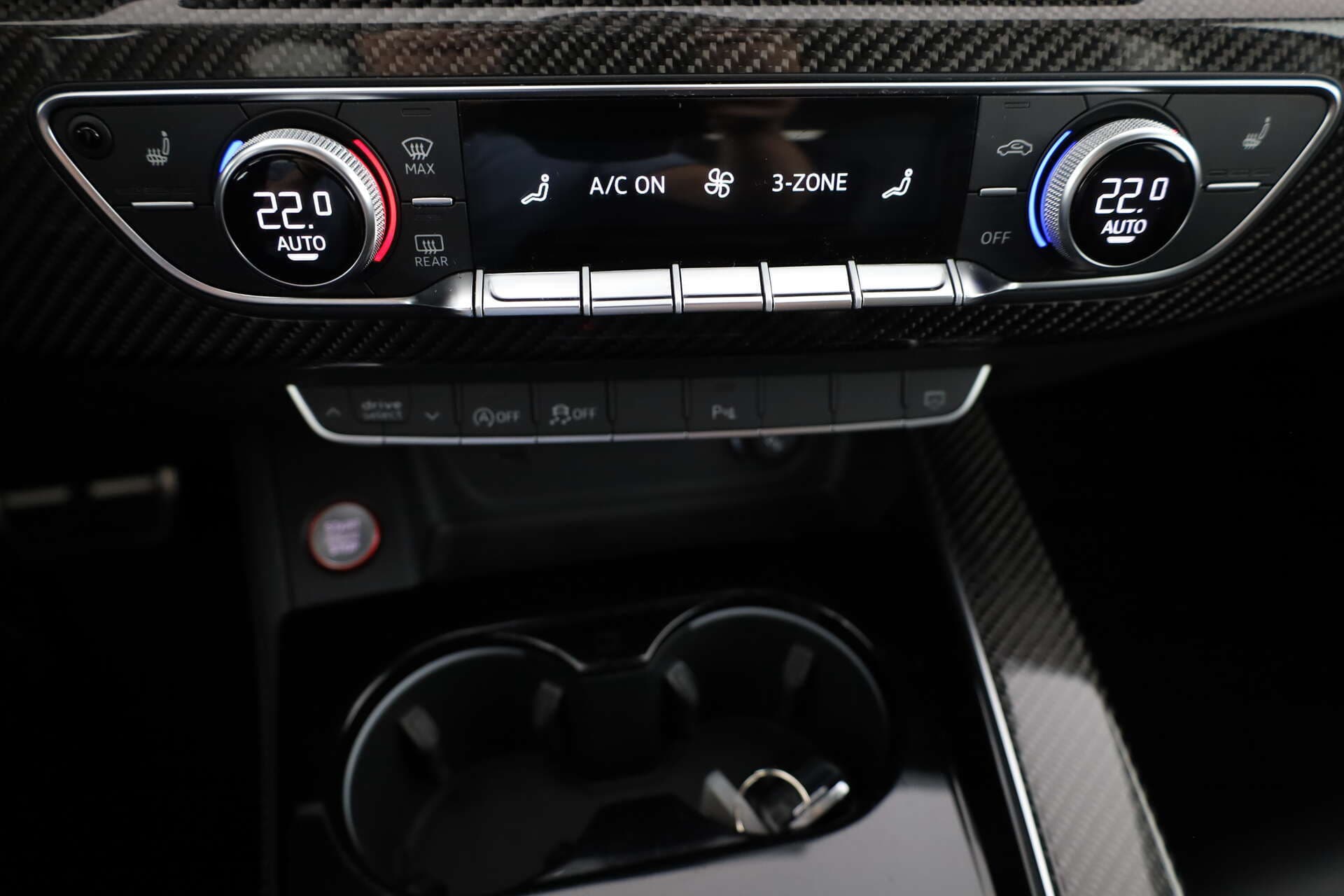 AUDI RS4 Avant, photo 17 sur 17