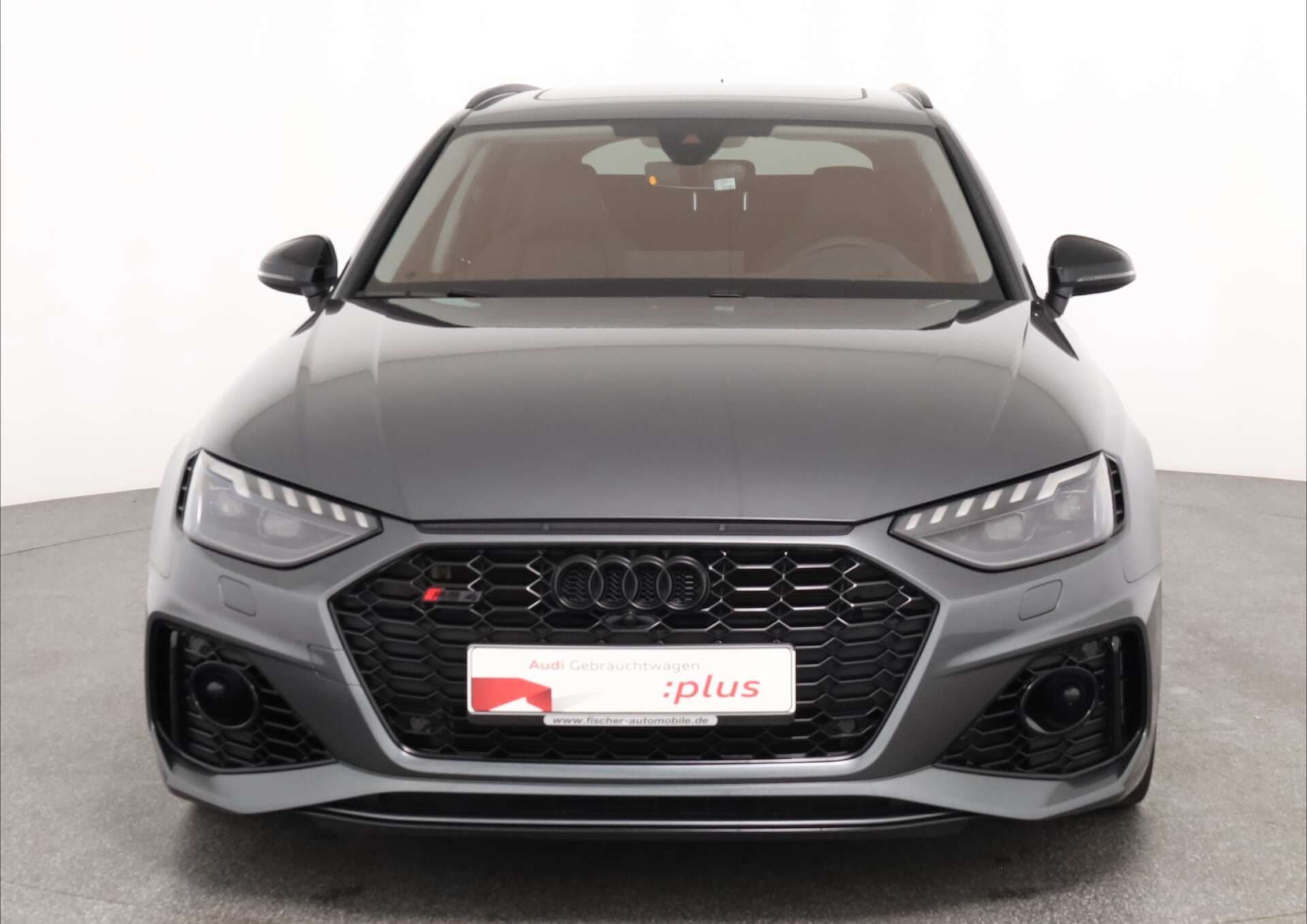 AUDI RS4 Avant, photo 2 sur 17