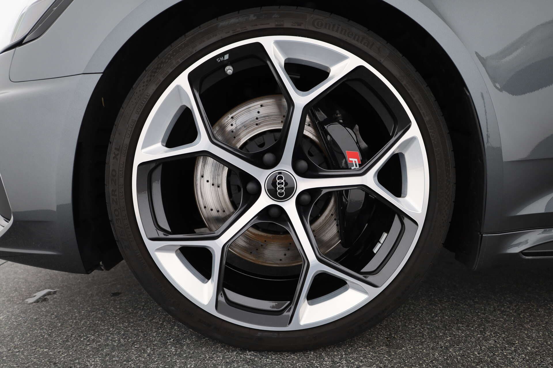AUDI RS4 Avant, photo 7 sur 17