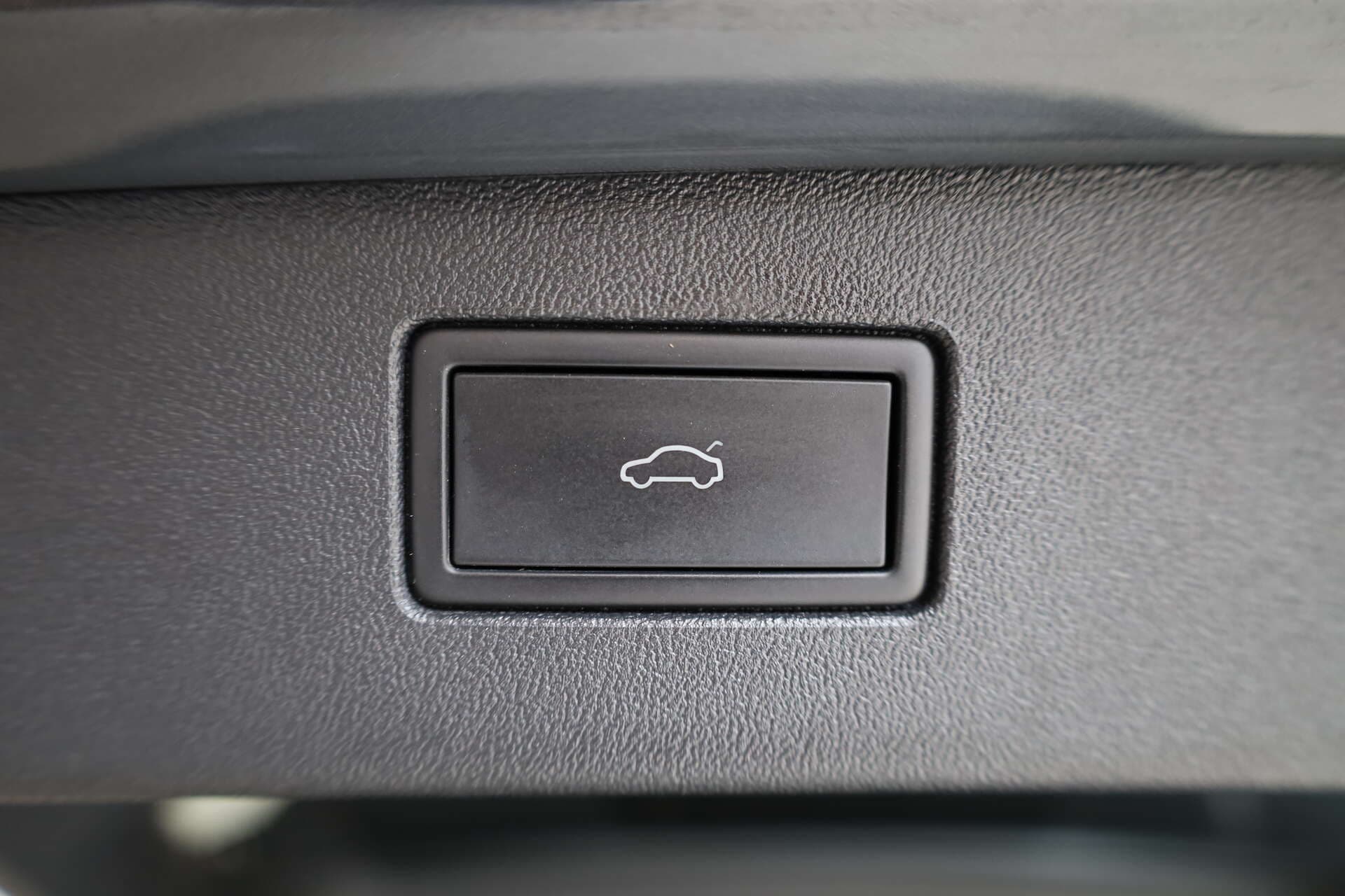 VOLKSWAGEN Tiguan, photo 16 sur 17
