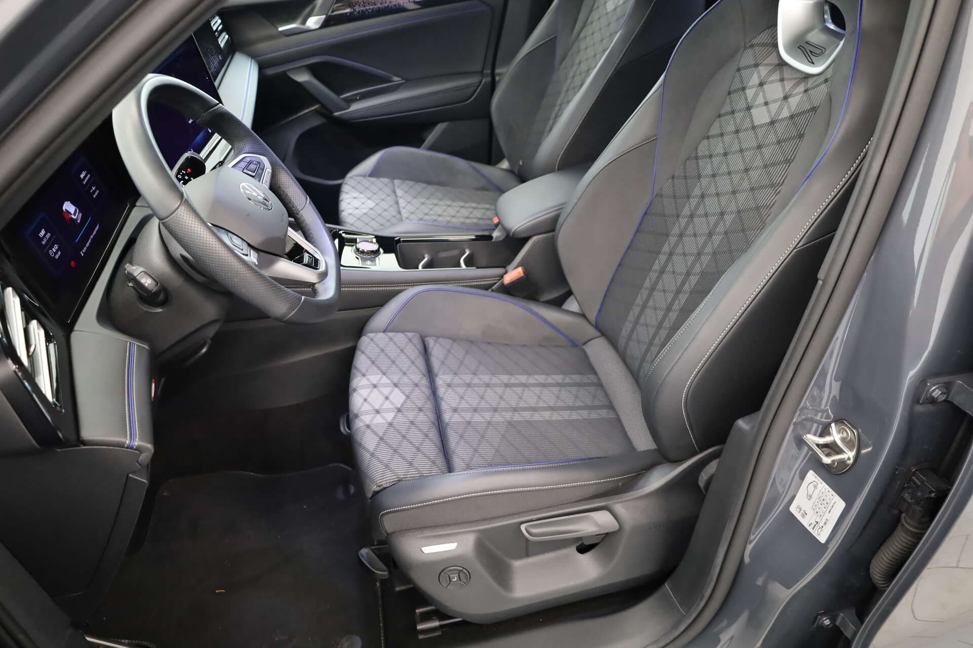 VOLKSWAGEN Tiguan, photo 5 sur 17