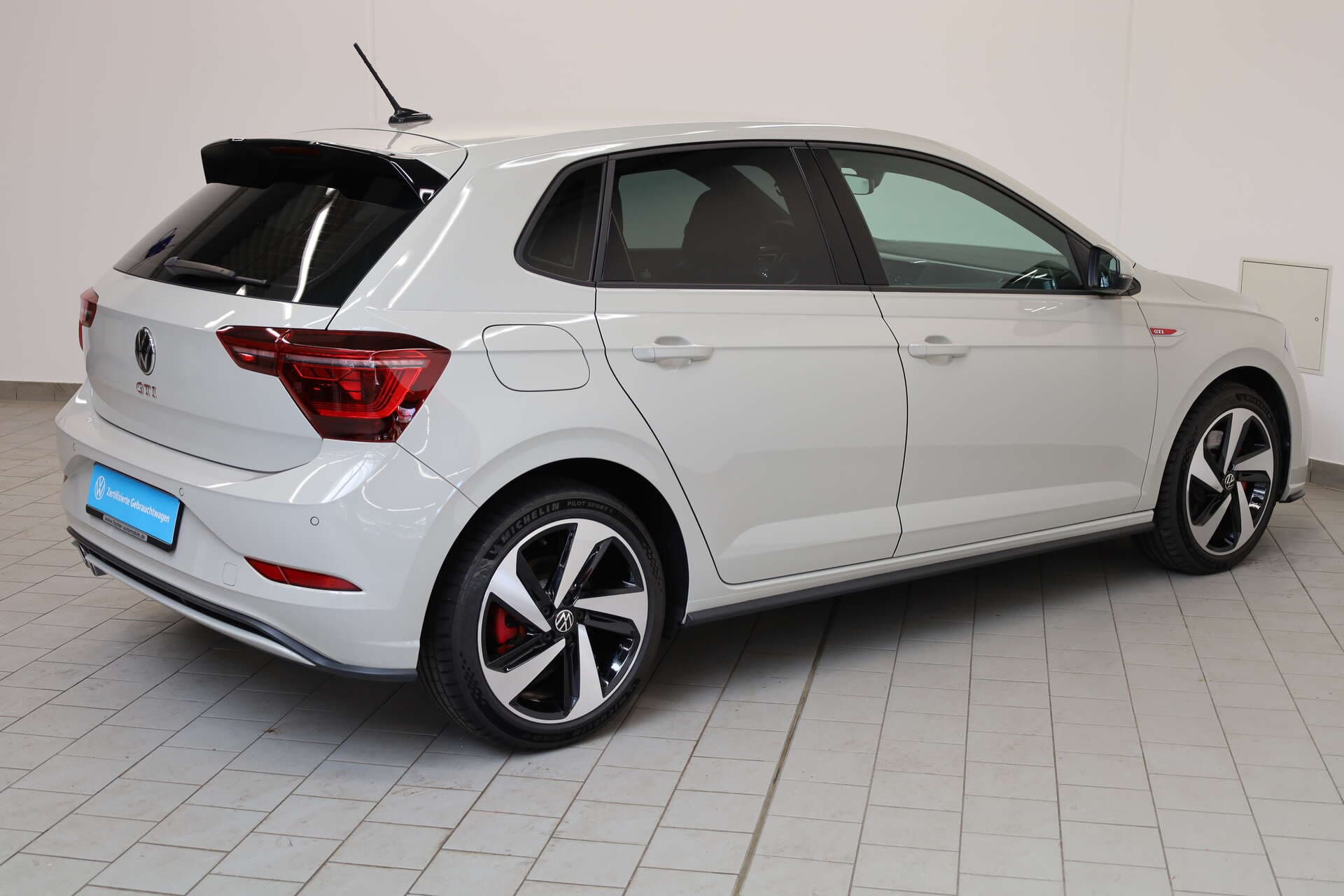 VOLKSWAGEN Polo, photo 3 sur 16