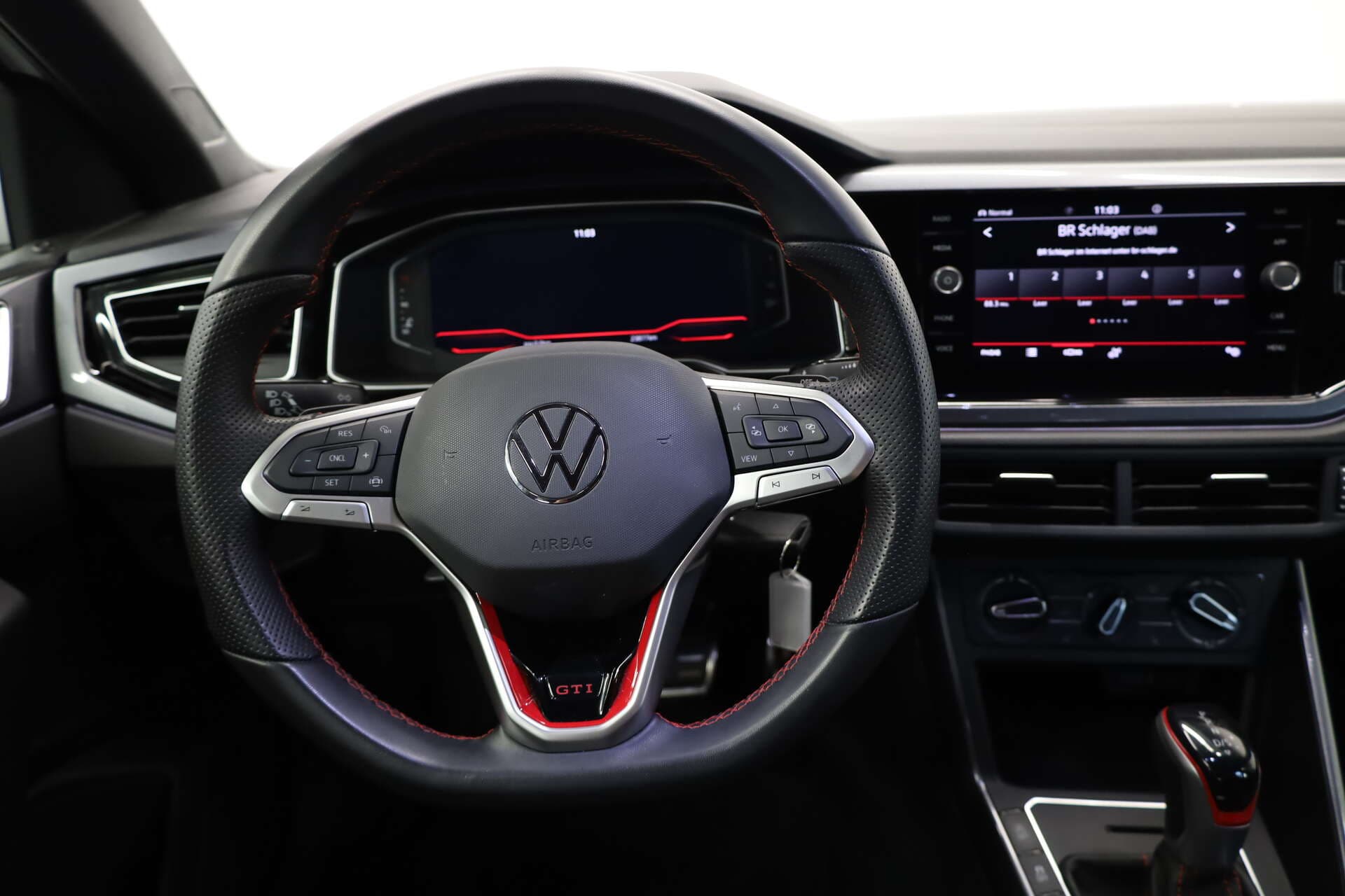 VOLKSWAGEN Polo, photo 7 sur 16