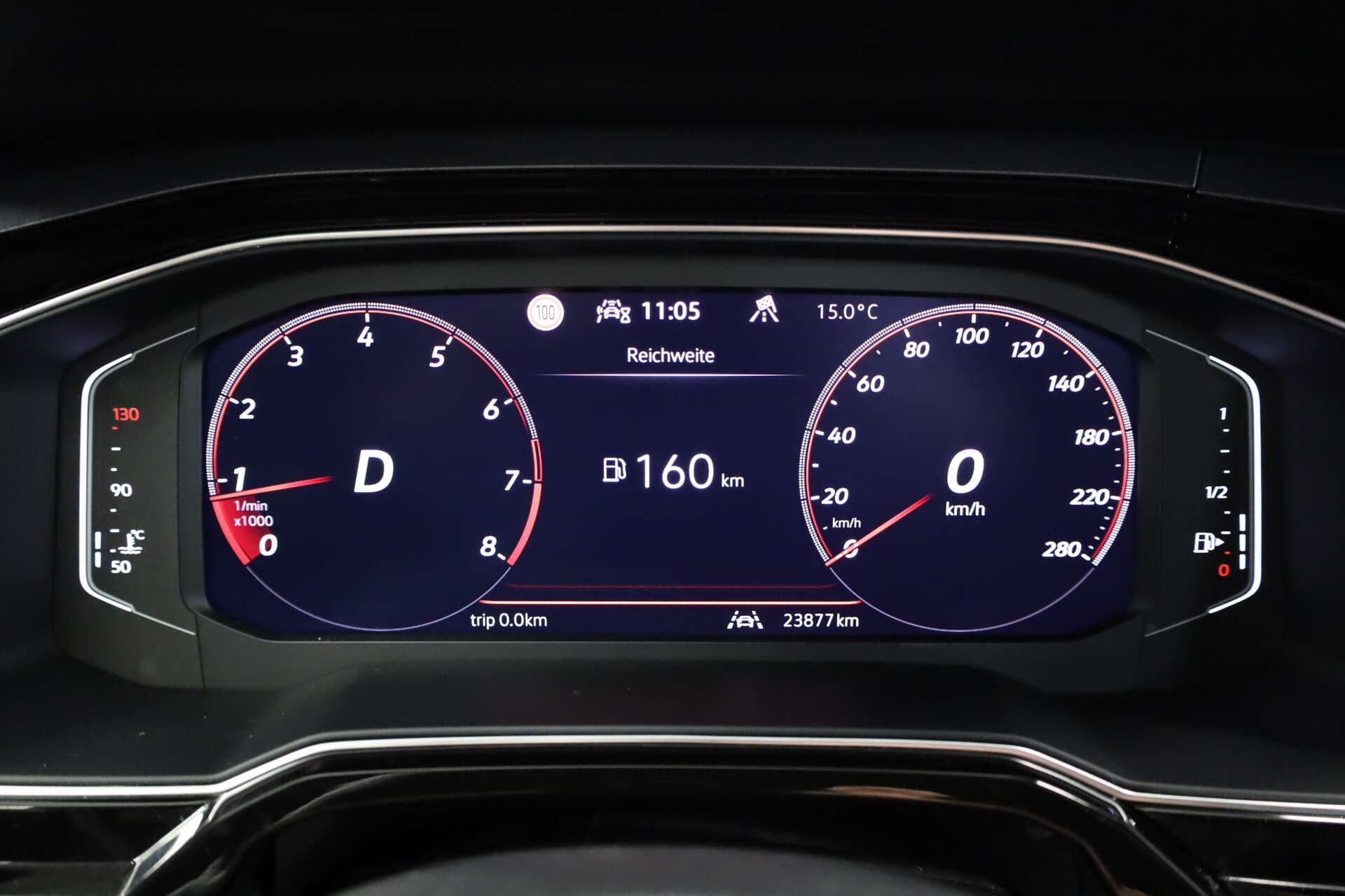 VOLKSWAGEN Polo, photo 8 sur 16