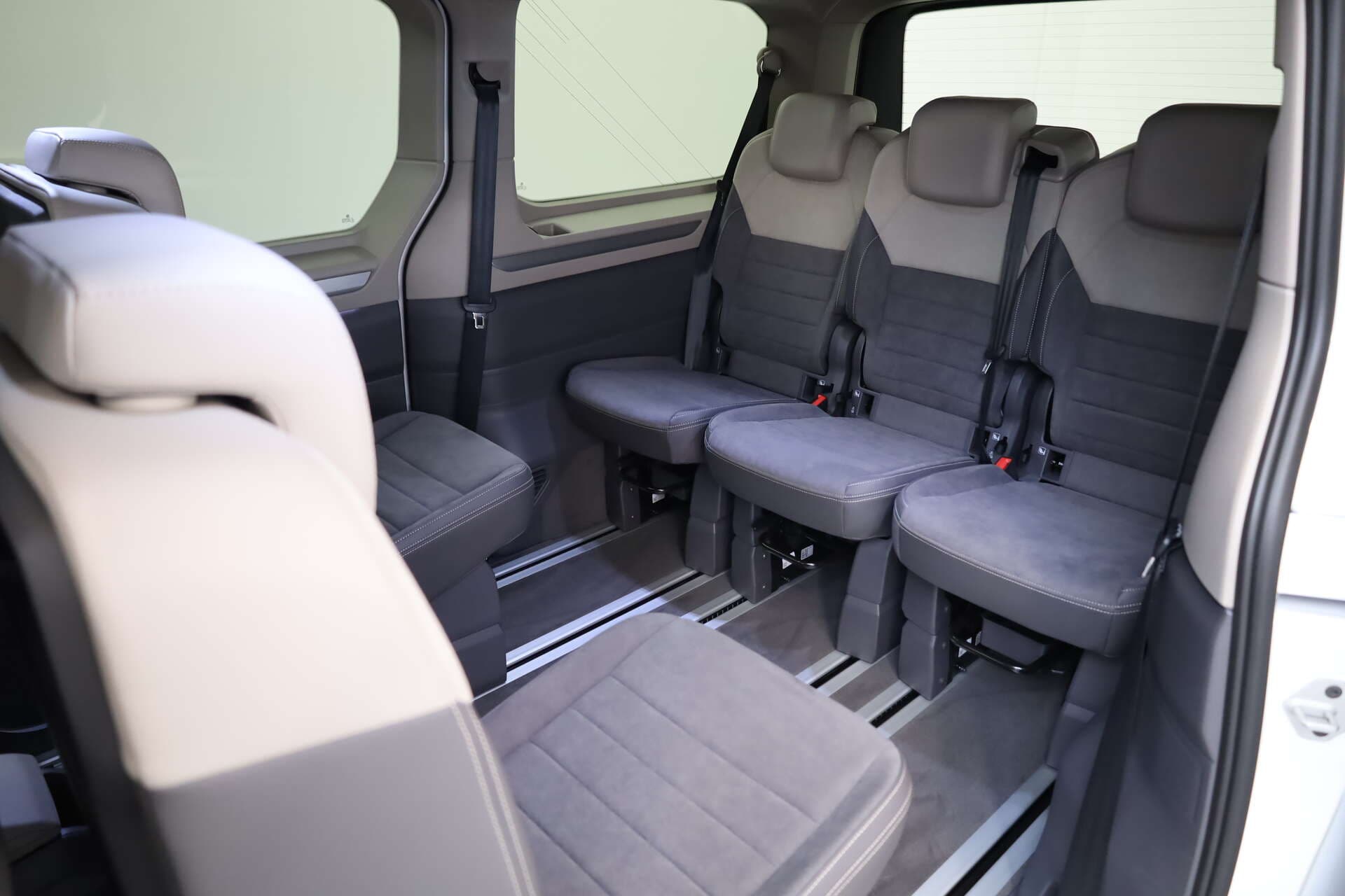 VOLKSWAGEN NUTZFAHRZEUGE T7 Multivan LÜ, photo 14 sur 17