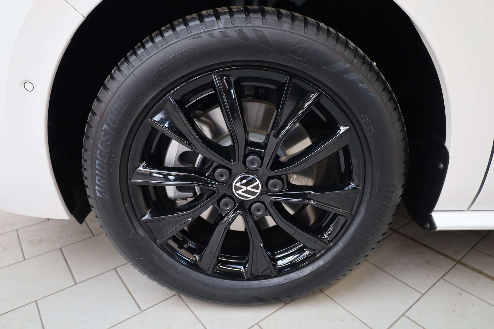 VOLKSWAGEN NUTZFAHRZEUGE T7 Multivan LÜ, photo 17 sur 17