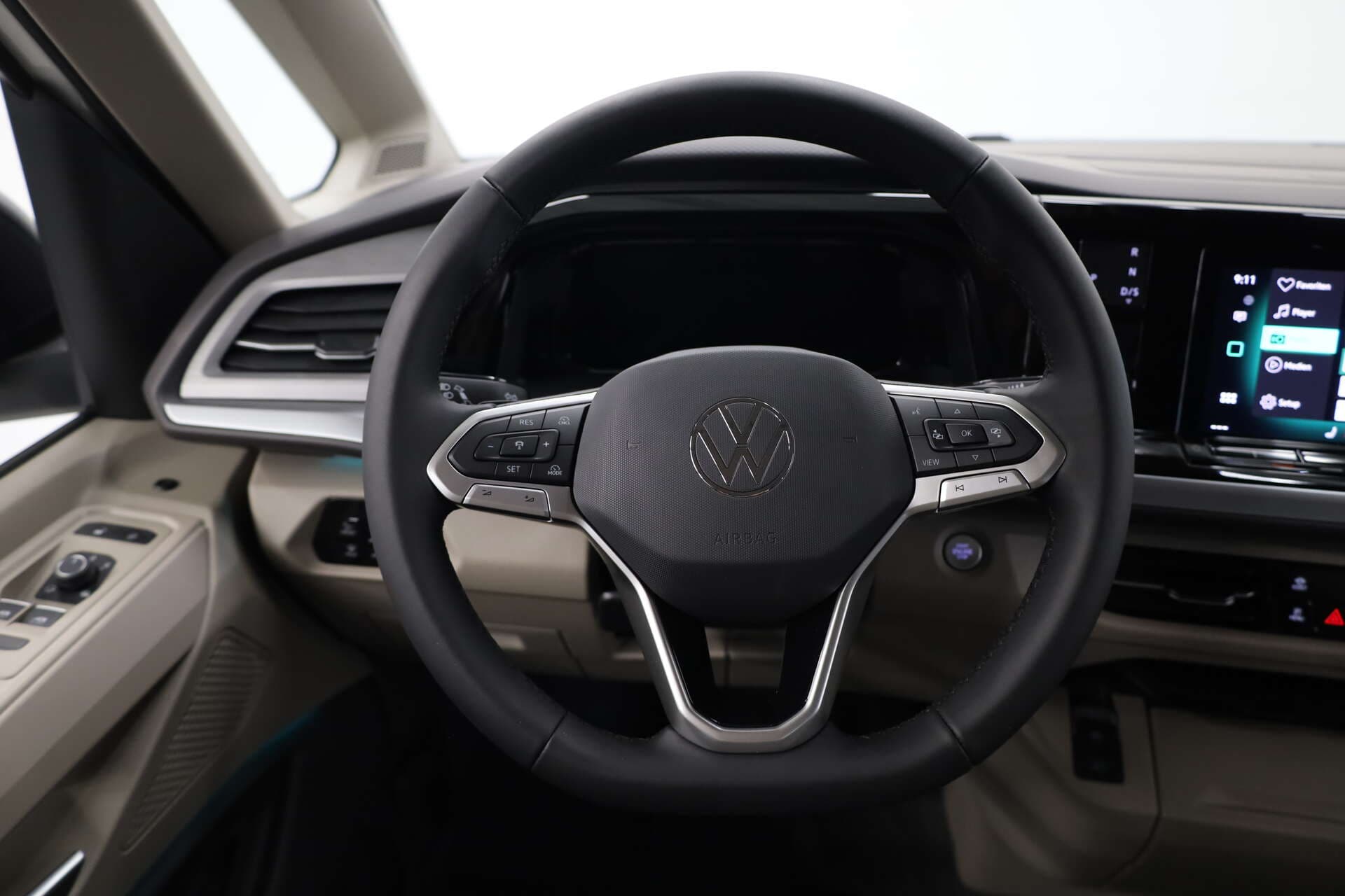 VOLKSWAGEN NUTZFAHRZEUGE T7 Multivan LÜ, photo 7 sur 17