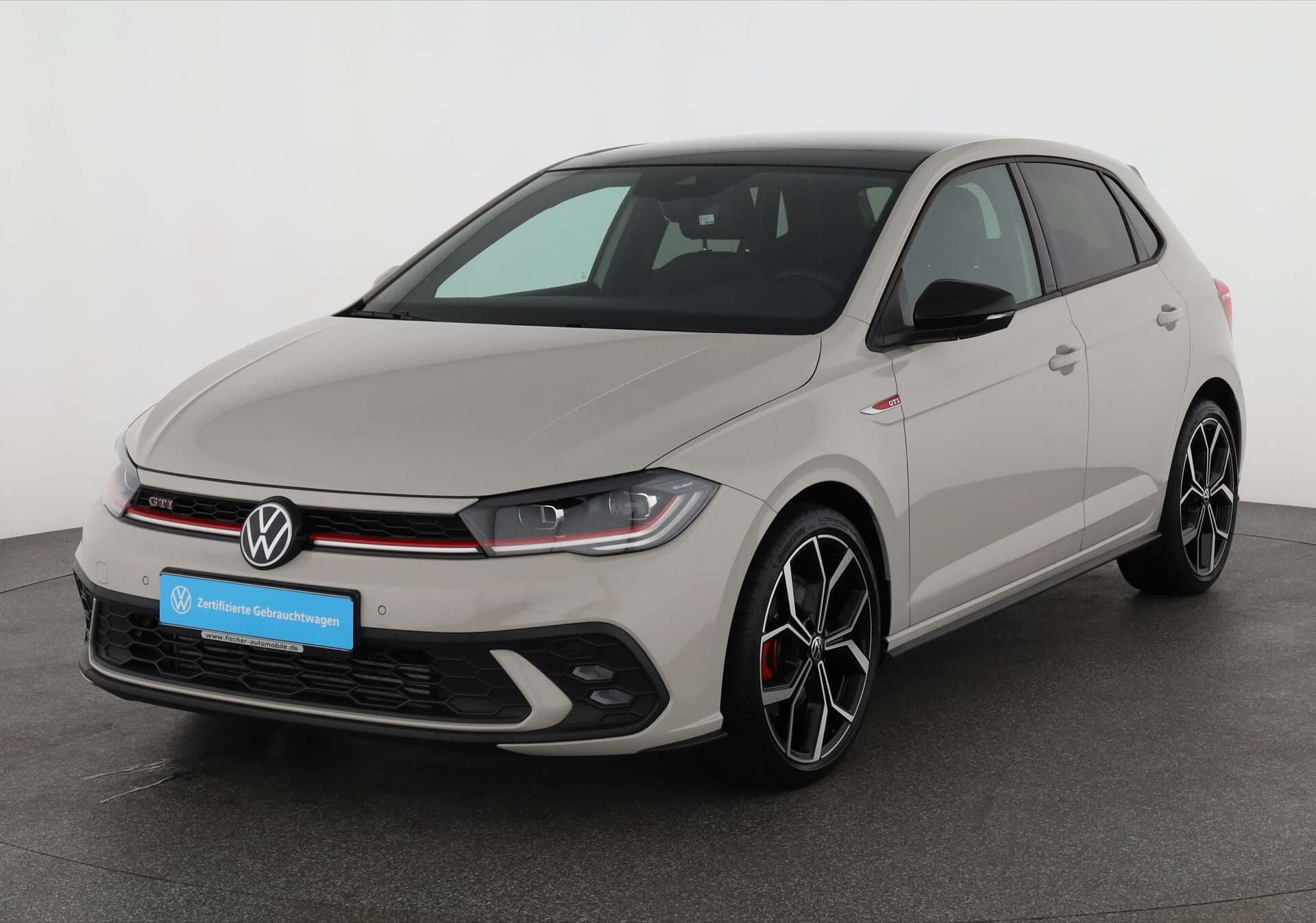 VOLKSWAGEN Polo, photo 1 sur 17
