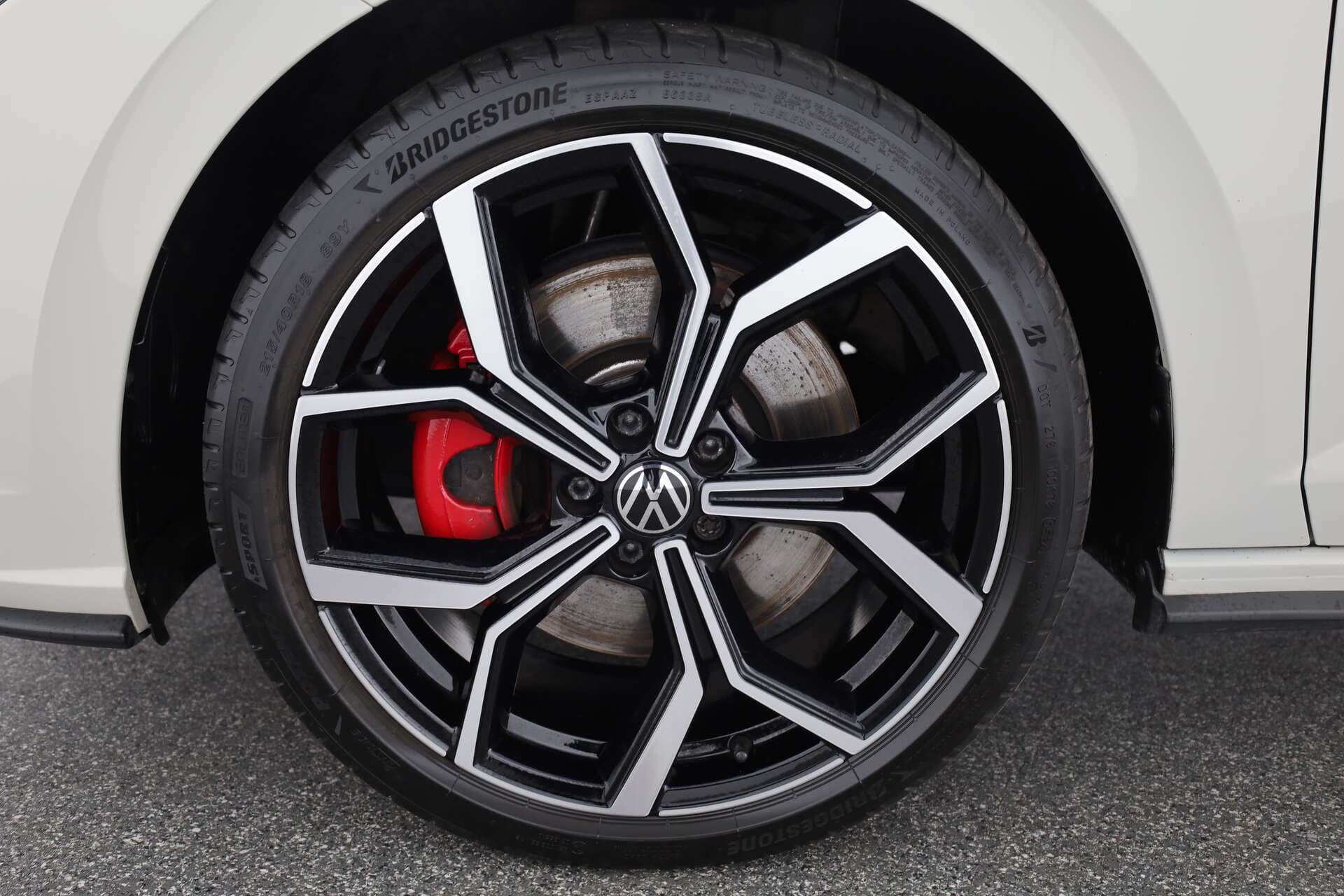 VOLKSWAGEN Polo, photo 8 sur 17