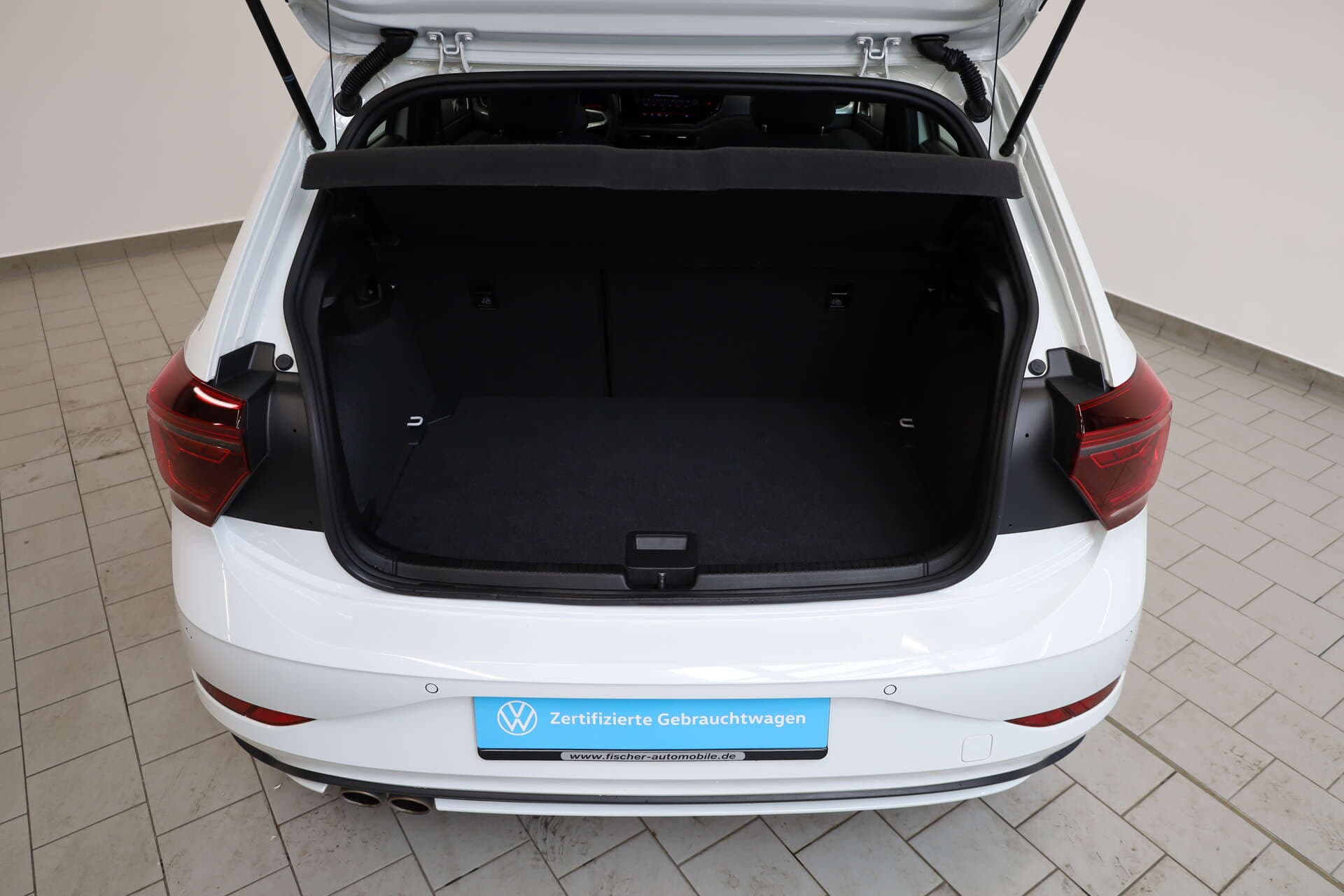 VOLKSWAGEN Polo, photo 15 sur 16