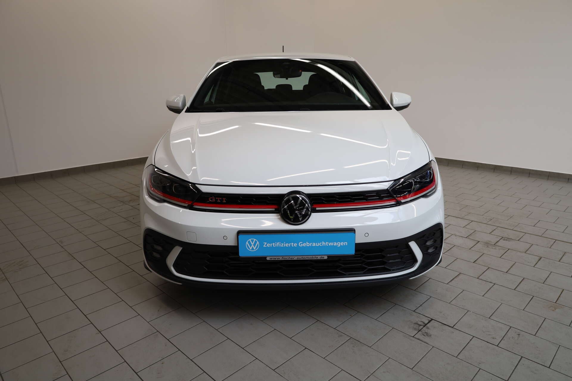 VOLKSWAGEN Polo, photo 2 sur 16