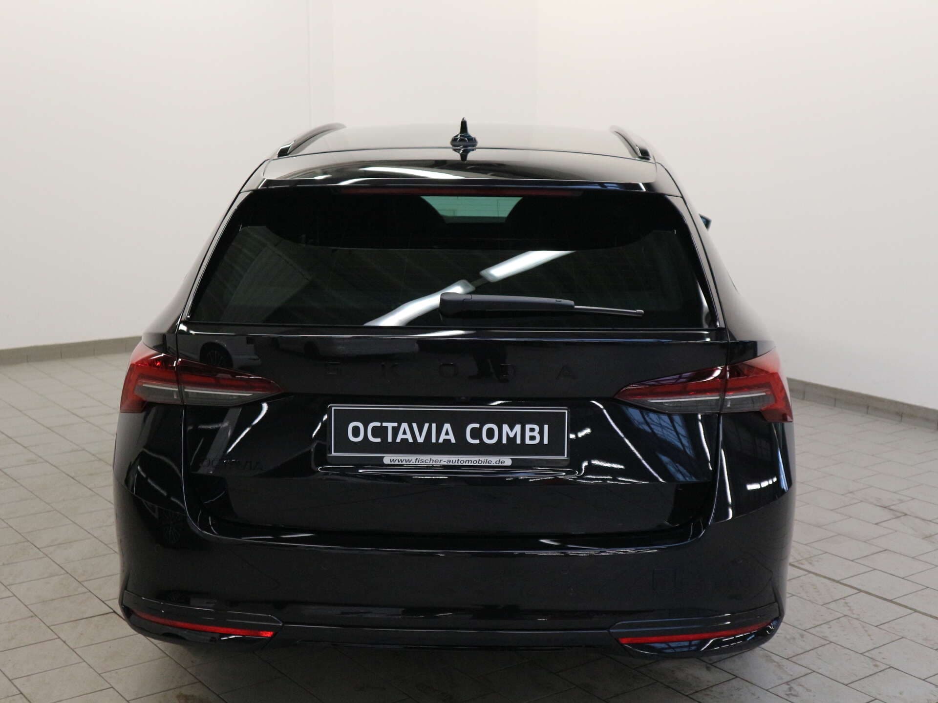 SKODA Octavia Combi, photo 4 sur 17
