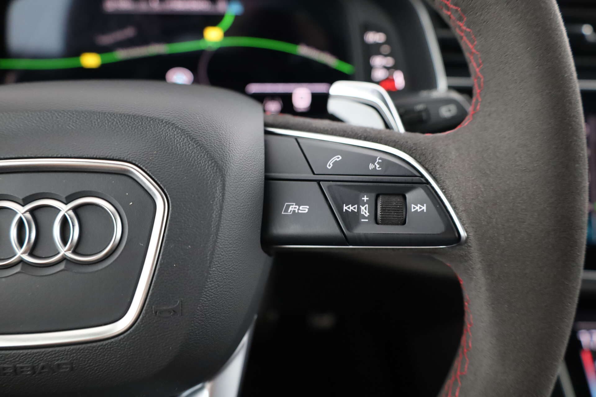 AUDI RS Q8, photo 14 sur 17