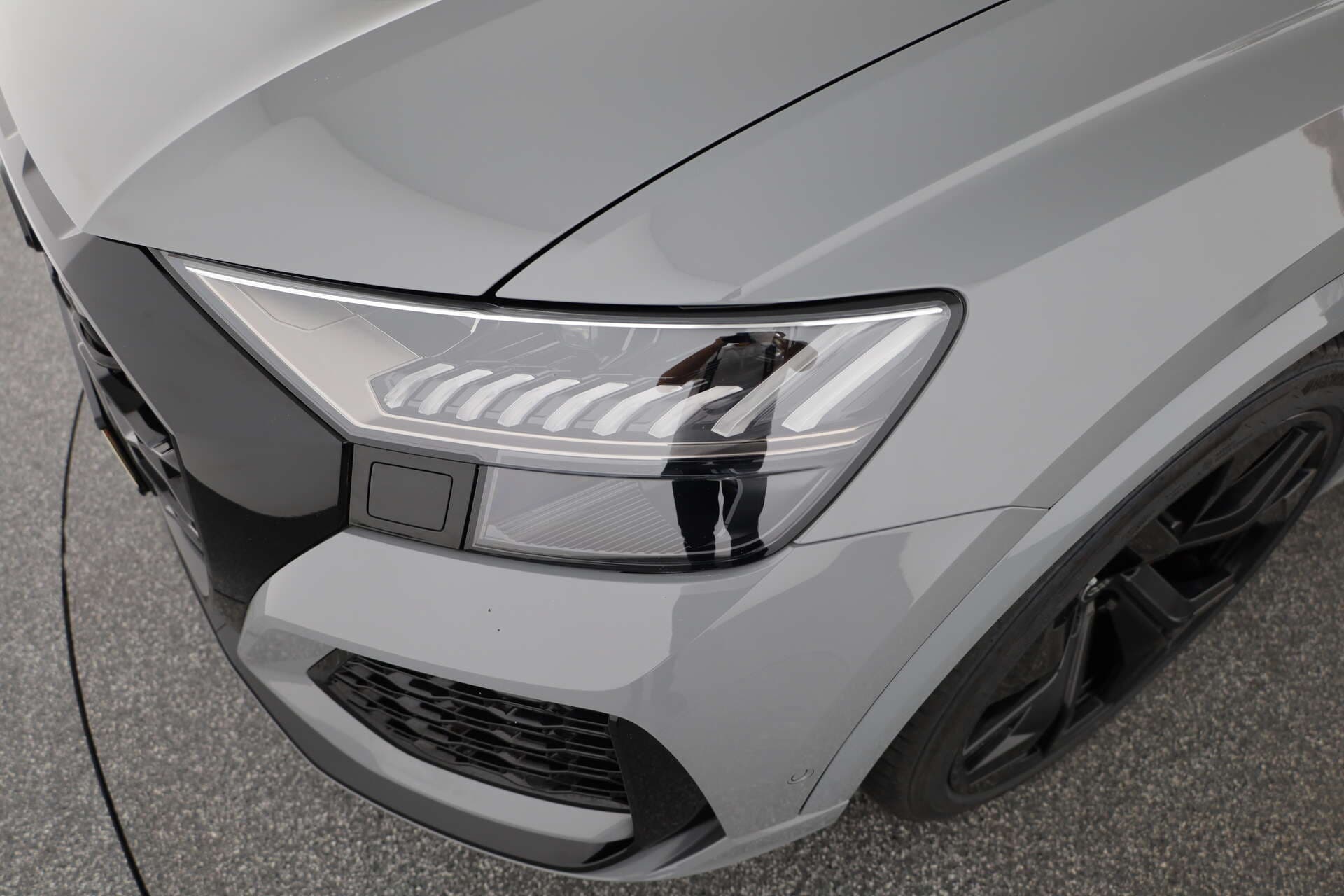 AUDI RS Q8, photo 6 sur 17