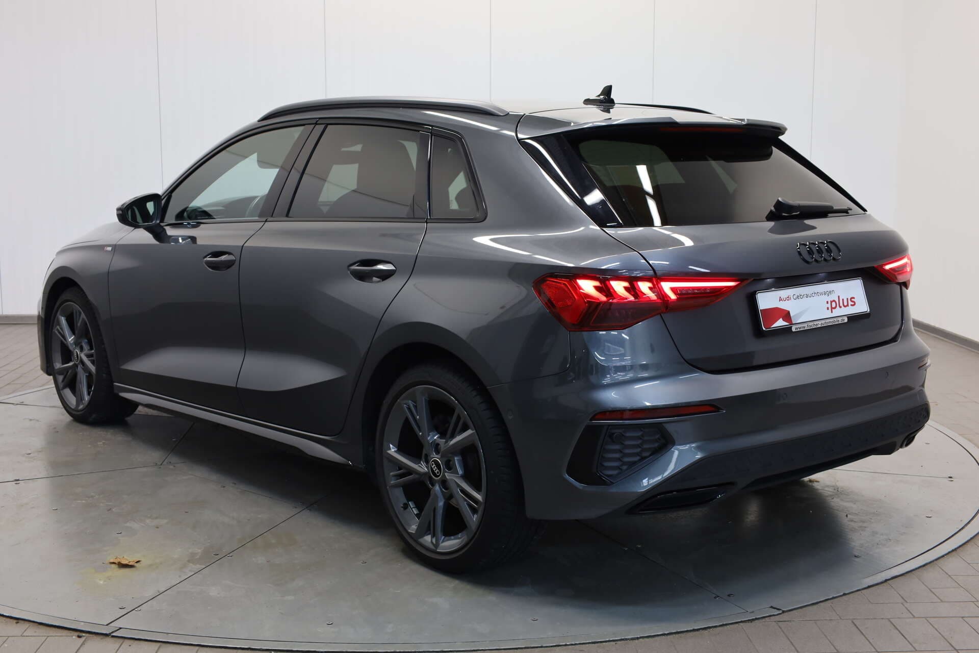 AUDI A3 Sportback, photo 3 sur 17