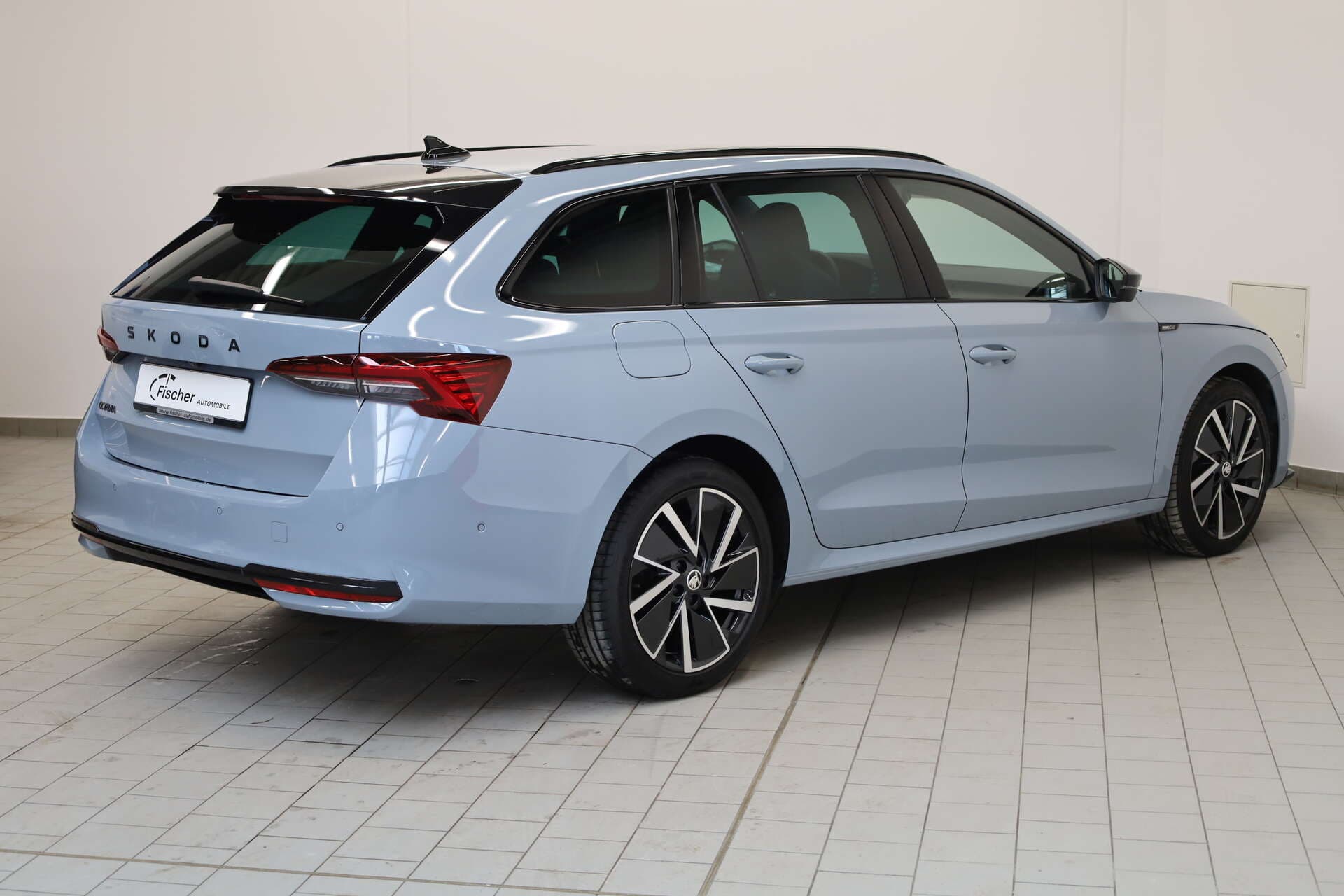 SKODA Octavia Combi, photo 3 sur 17