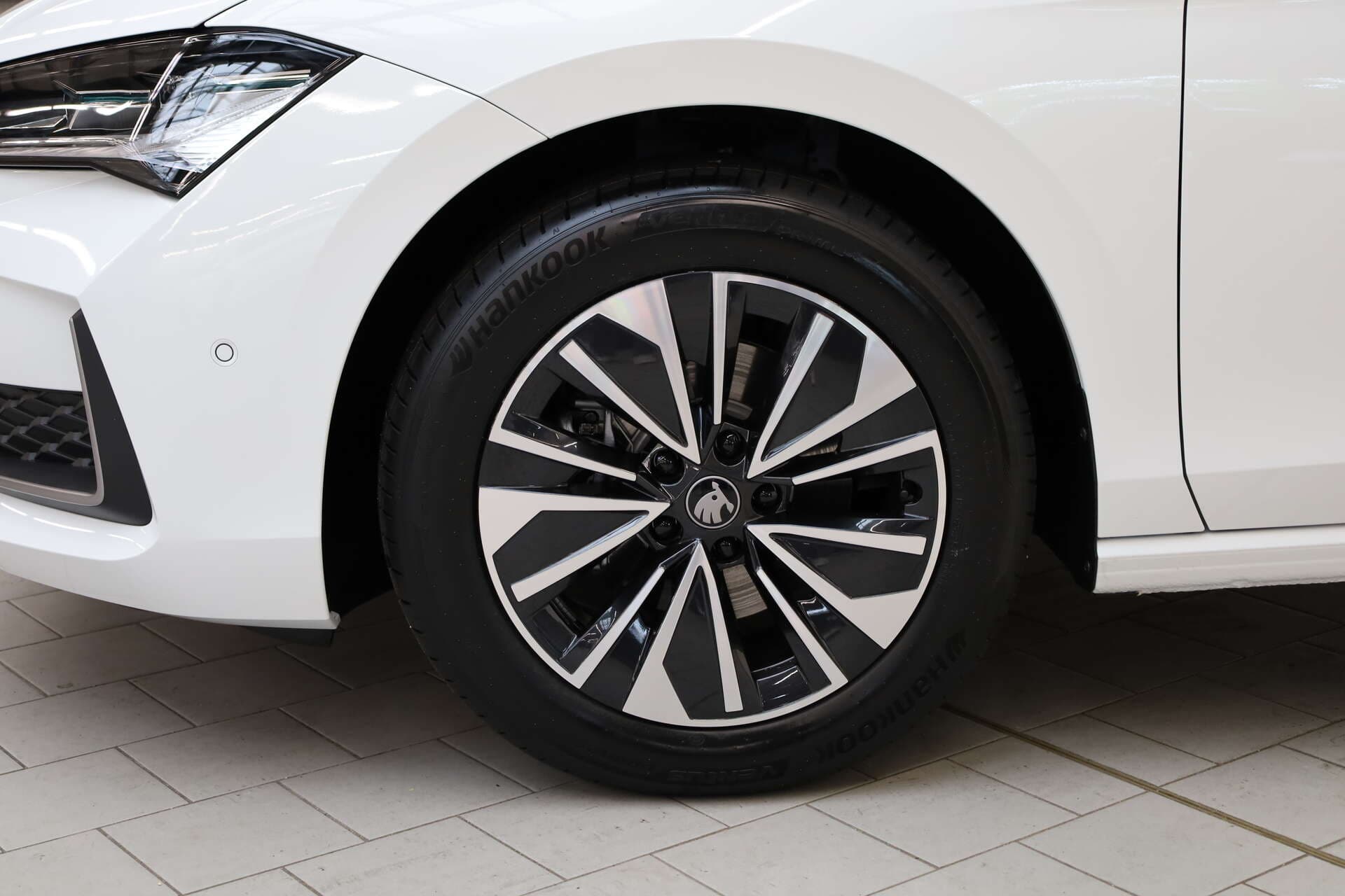 SKODA Superb Combi, photo 17 sur 17