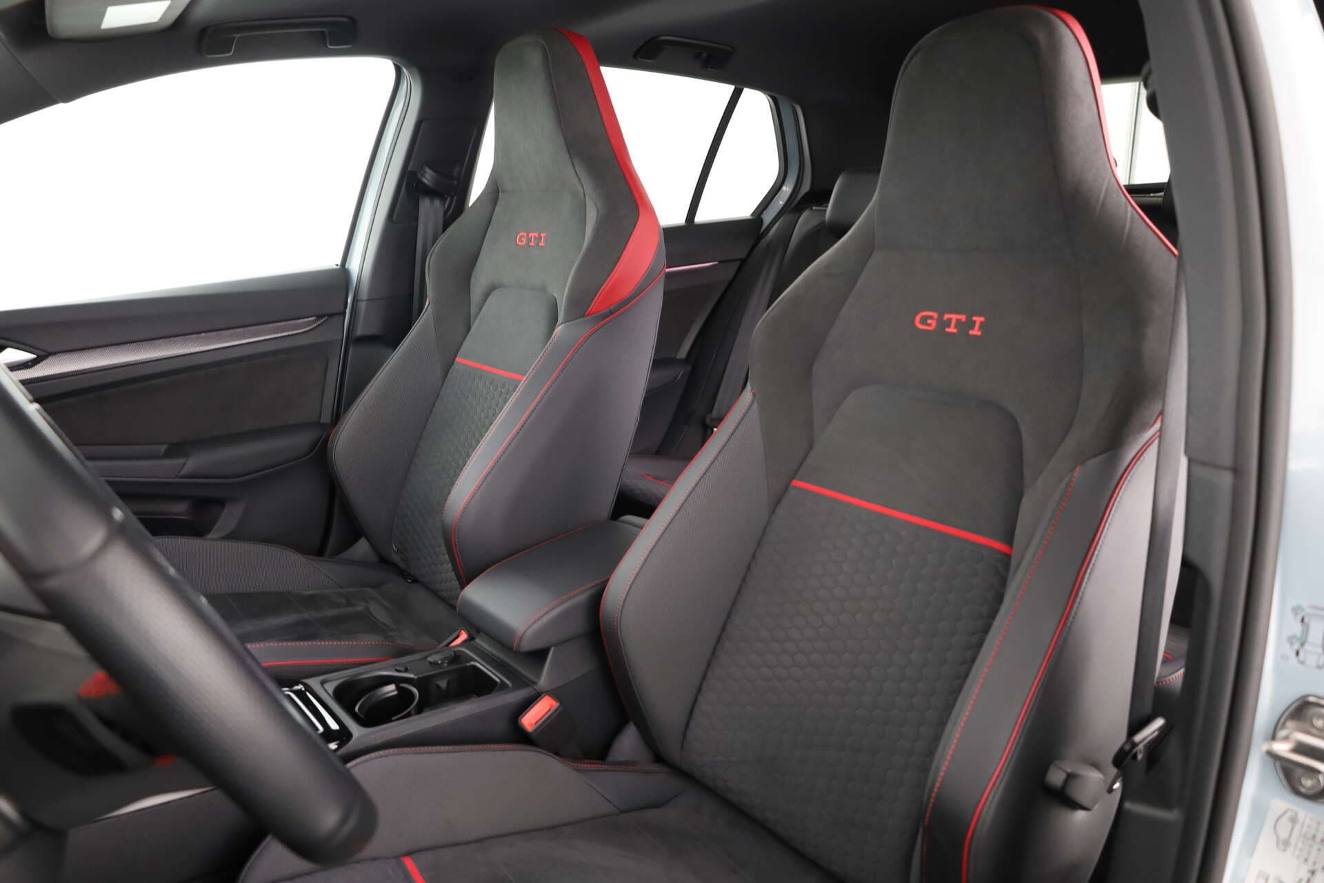 VOLKSWAGEN Golf, photo 10 sur 17