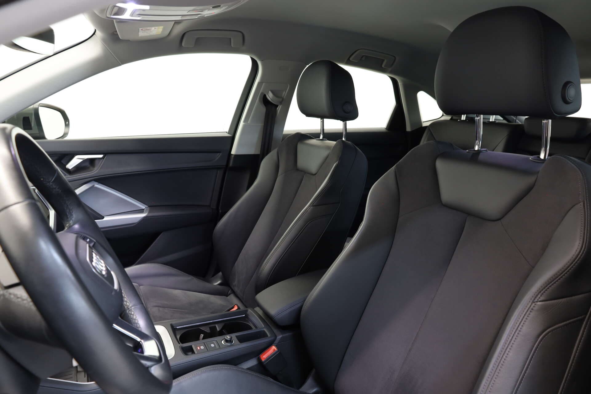 AUDI Q3 Sportback, photo 9 sur 17