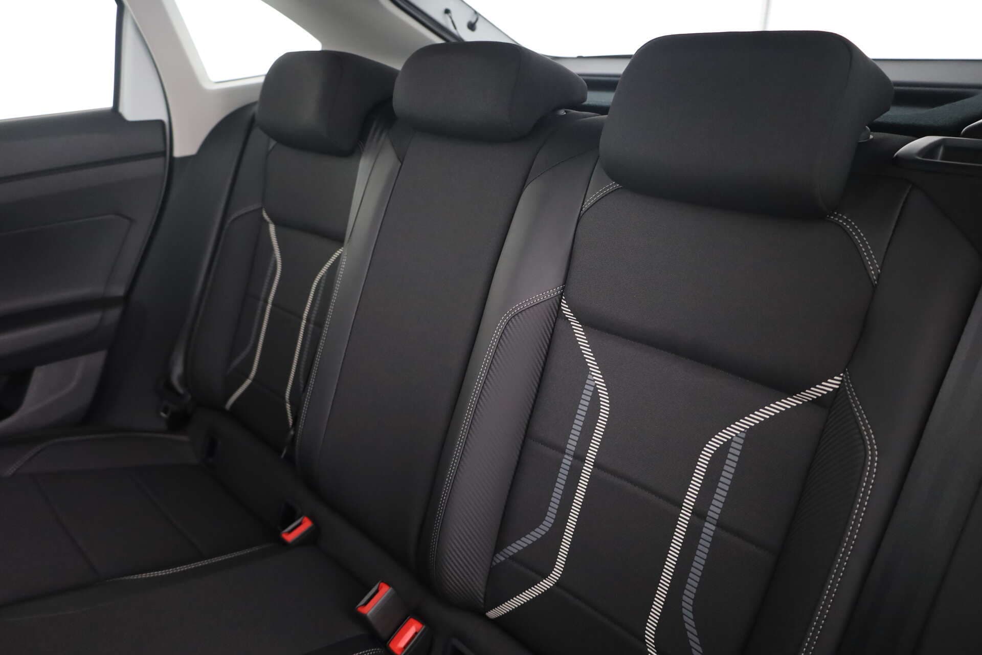 VOLKSWAGEN Taigo, photo 10 sur 17