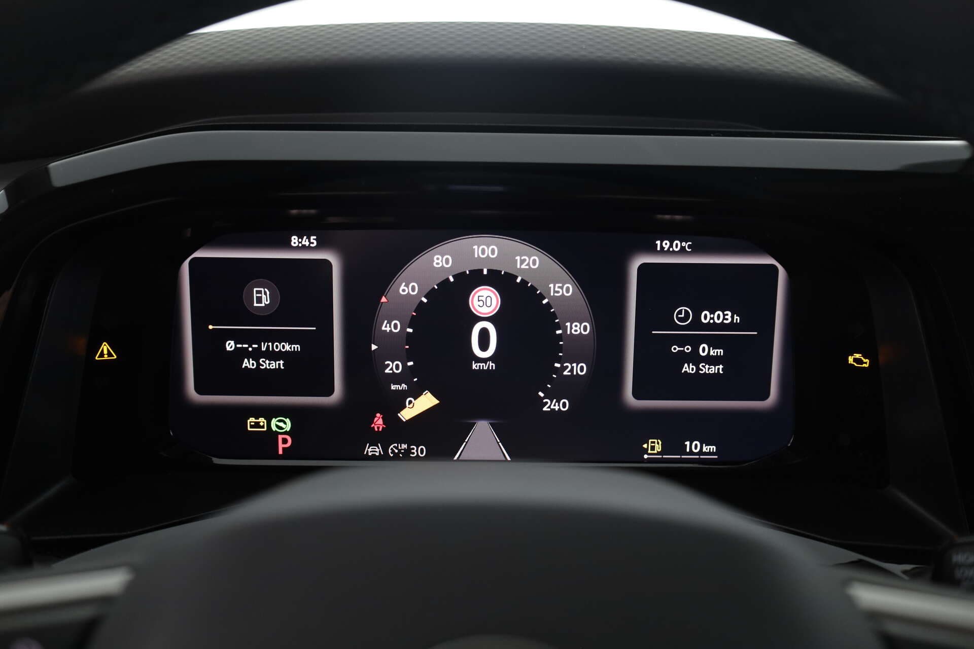VOLKSWAGEN NUTZFAHRZEUGE T7 Multivan KÜ, photo 13 sur 17
