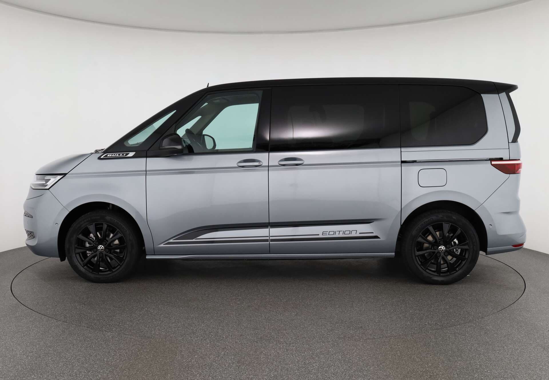 VOLKSWAGEN NUTZFAHRZEUGE T7 Multivan KÜ, photo 4 sur 17