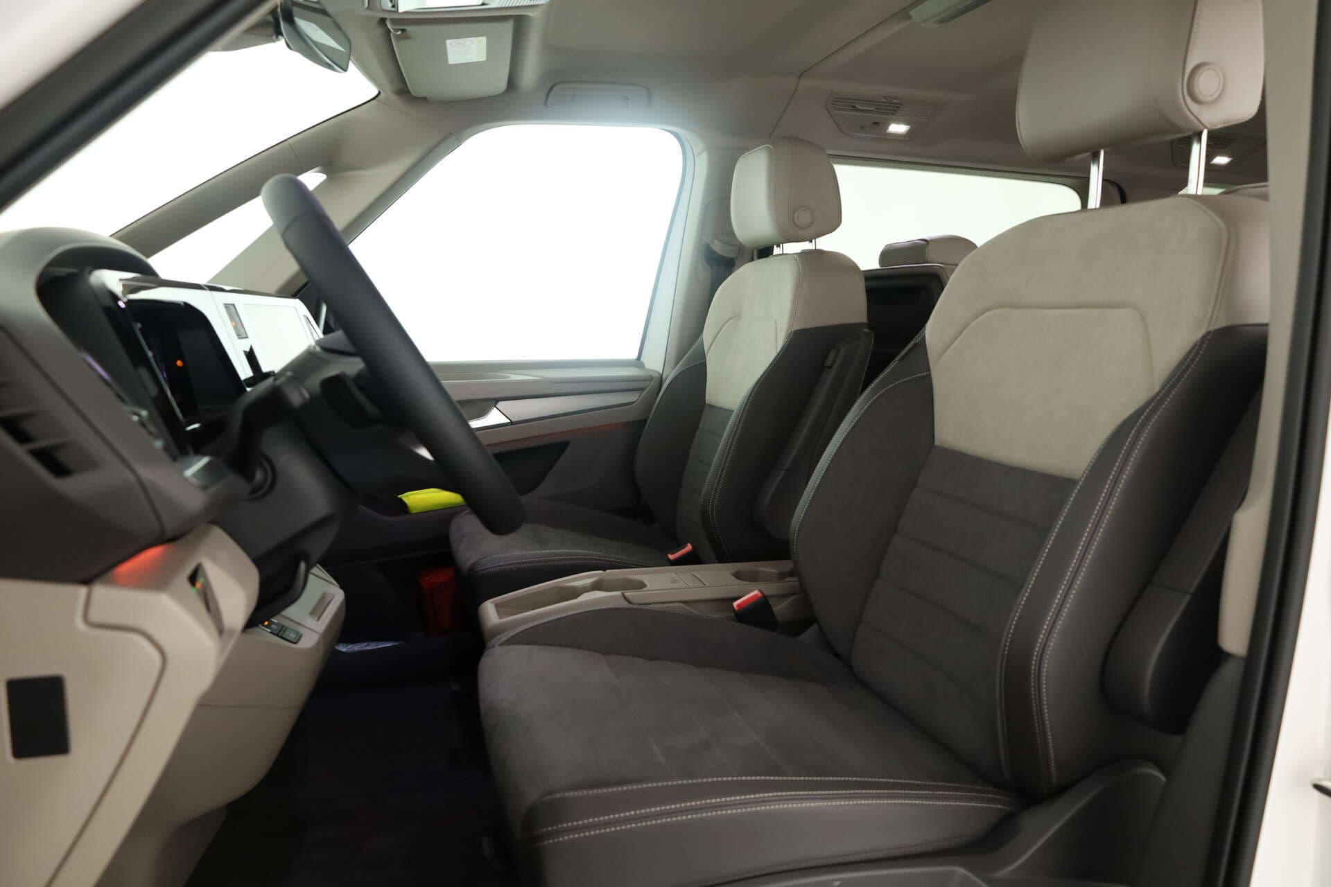 VOLKSWAGEN NUTZFAHRZEUGE T7 Multivan LÜ, photo 9 sur 17
