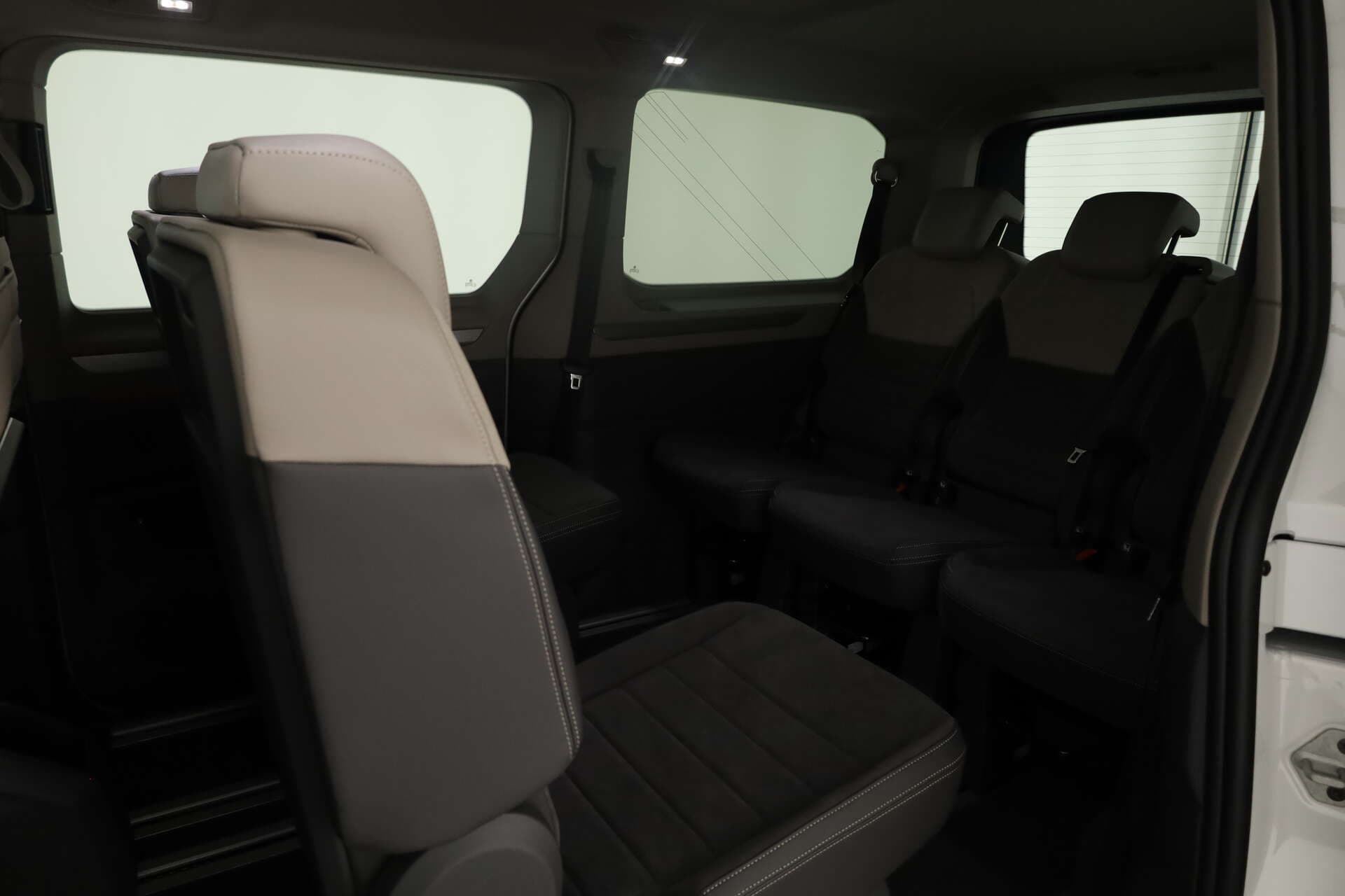 VOLKSWAGEN NUTZFAHRZEUGE T7 Multivan LÜ, photo 10 sur 17