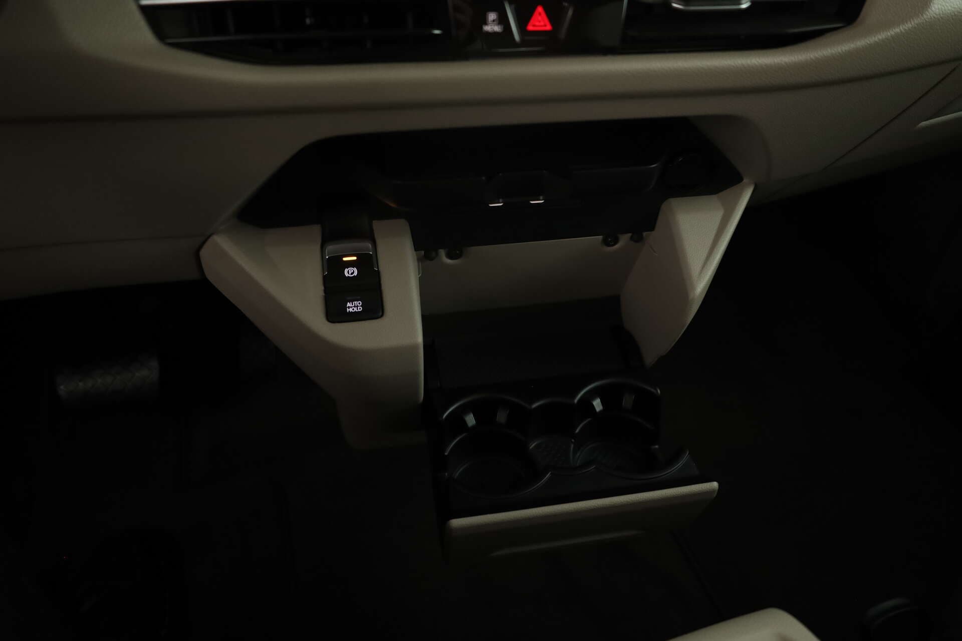 VOLKSWAGEN NUTZFAHRZEUGE T7 Multivan LÜ, photo 16 sur 17