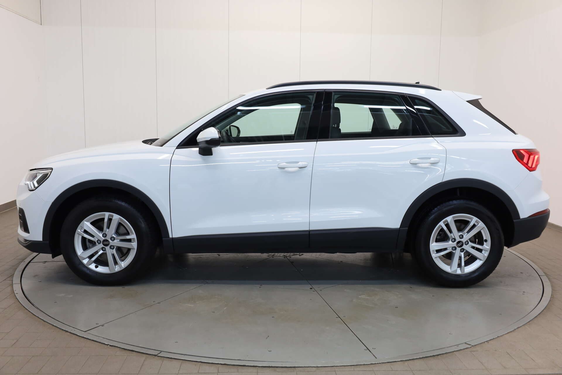 AUDI Q3, photo 4 sur 17