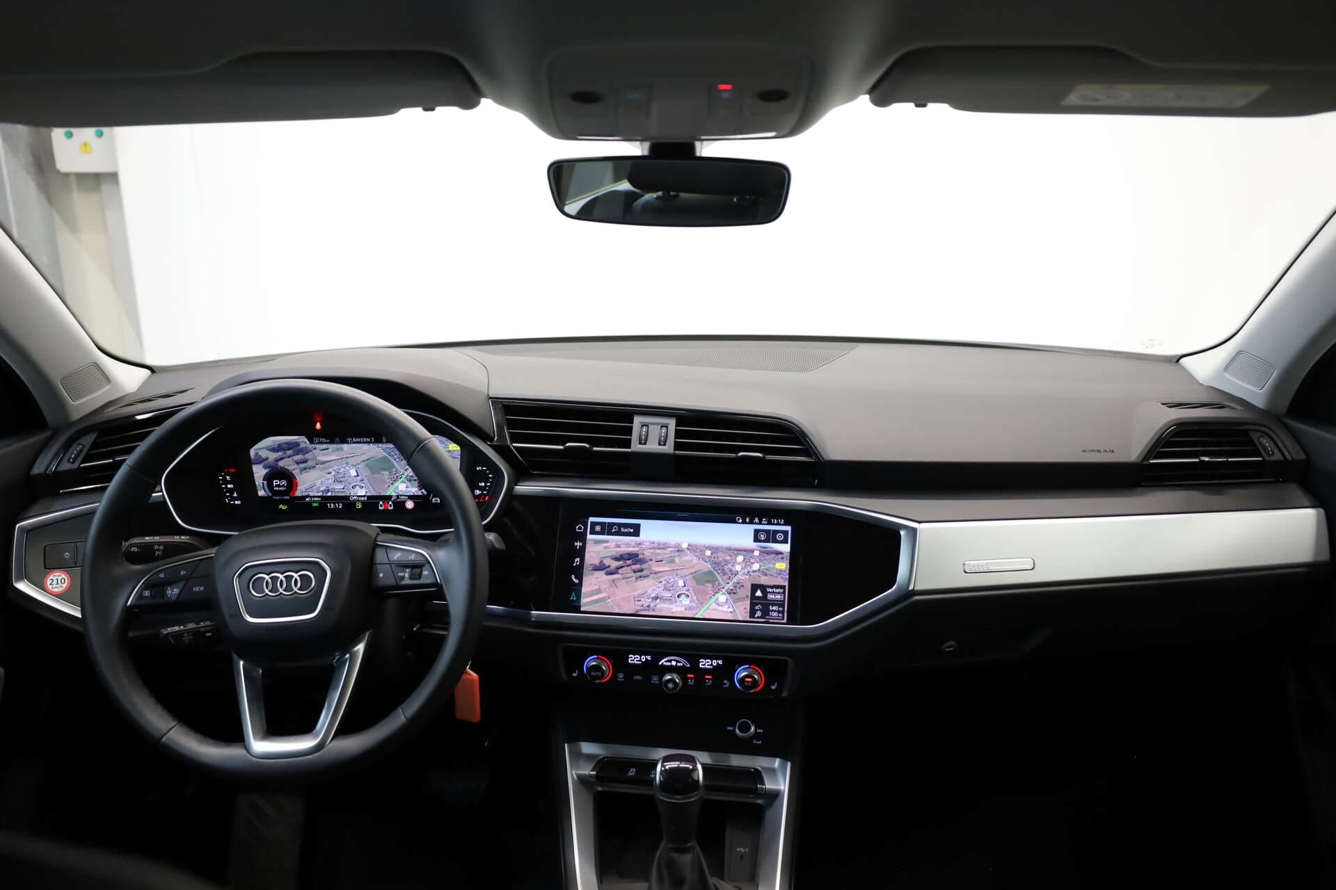 AUDI Q3, photo 8 sur 17
