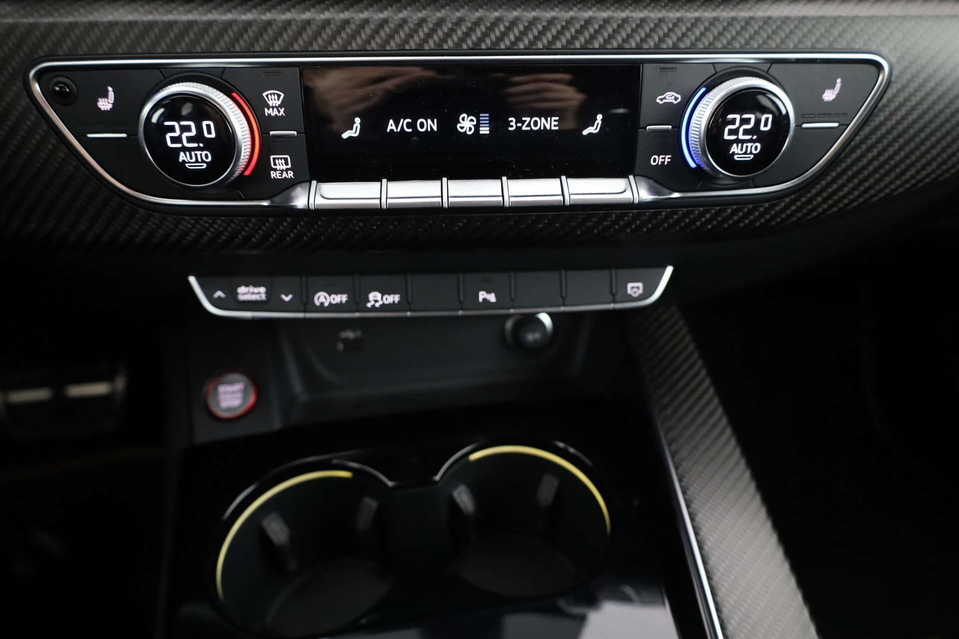 AUDI RS4 Avant, photo 17 sur 17