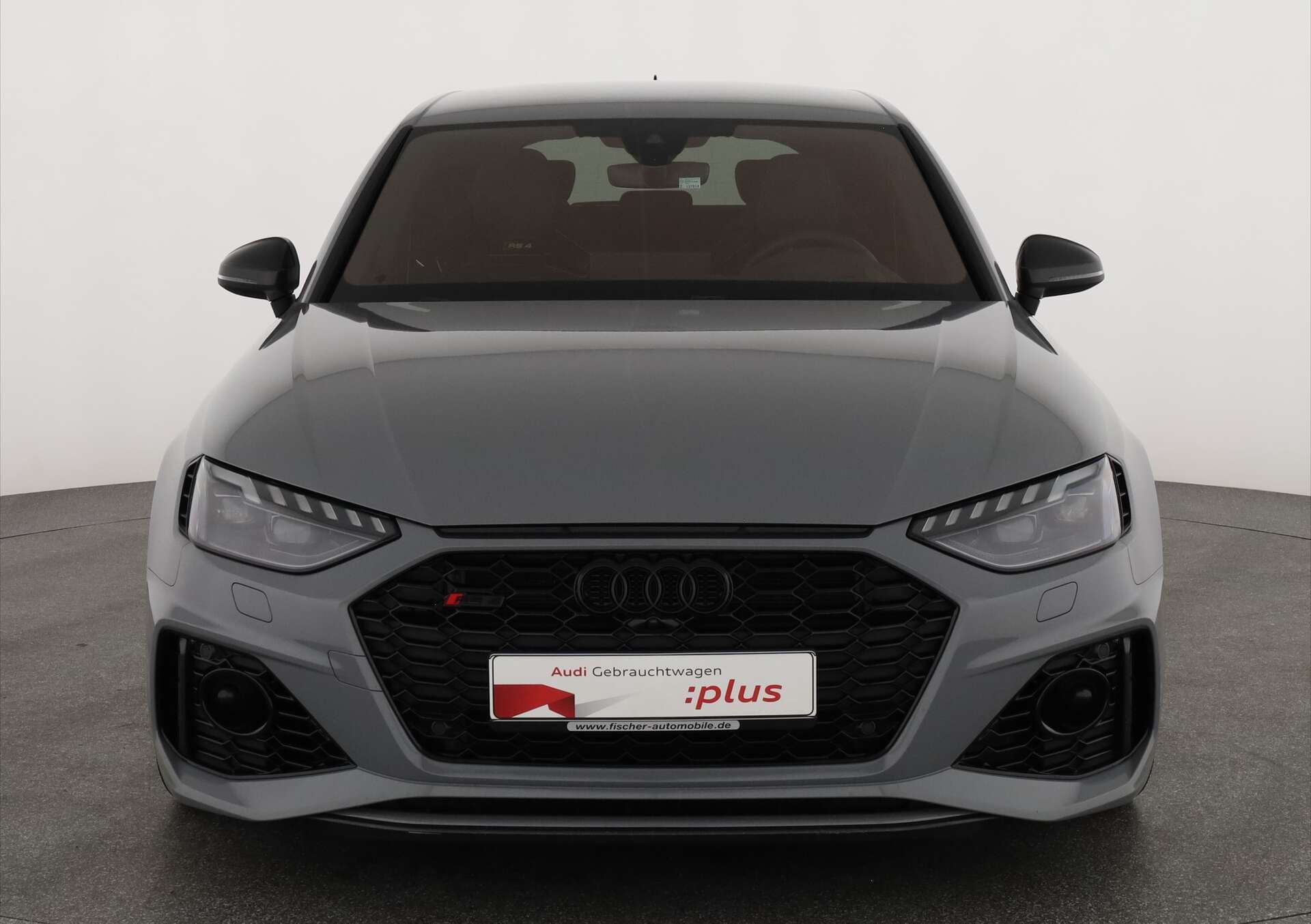 AUDI RS4 Avant, photo 2 sur 17