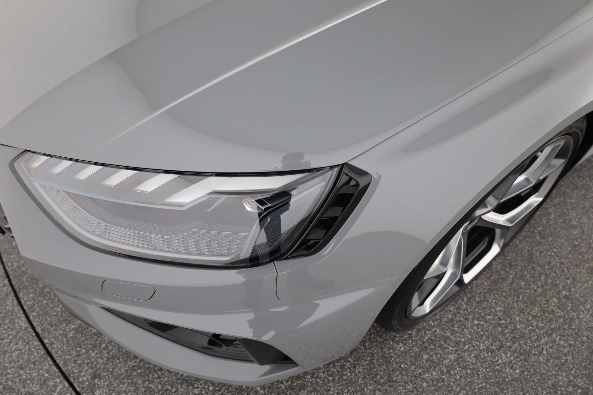 AUDI RS4 Avant, photo 6 sur 17