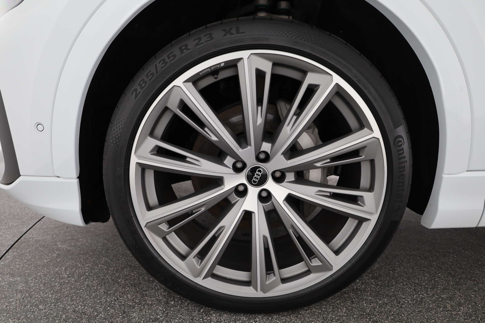 AUDI Q8, photo 7 sur 17