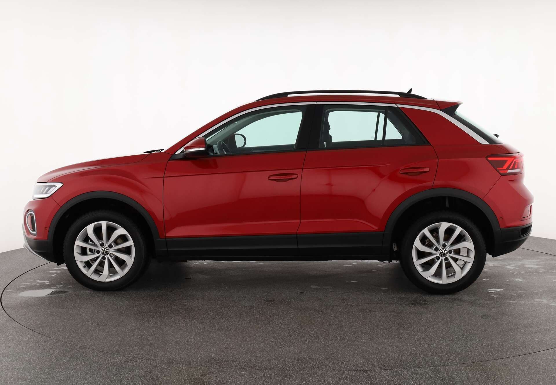 VOLKSWAGEN T-Roc, photo 5 sur 17
