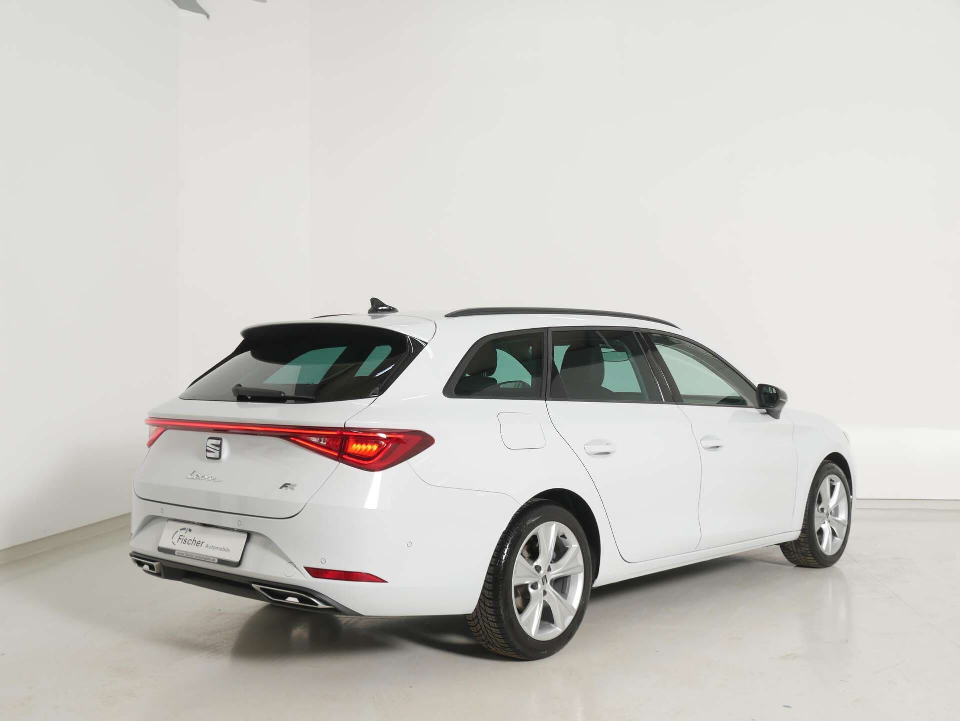 SEAT Leon Sportstourer, photo 3 sur 17