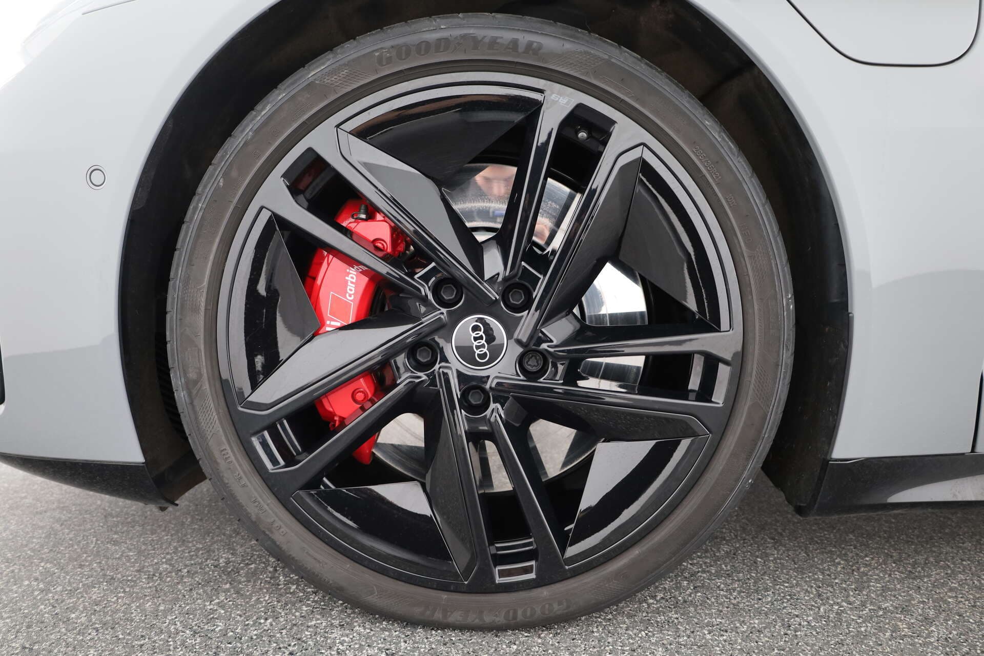 AUDI RS e-tron GT, photo 7 sur 17