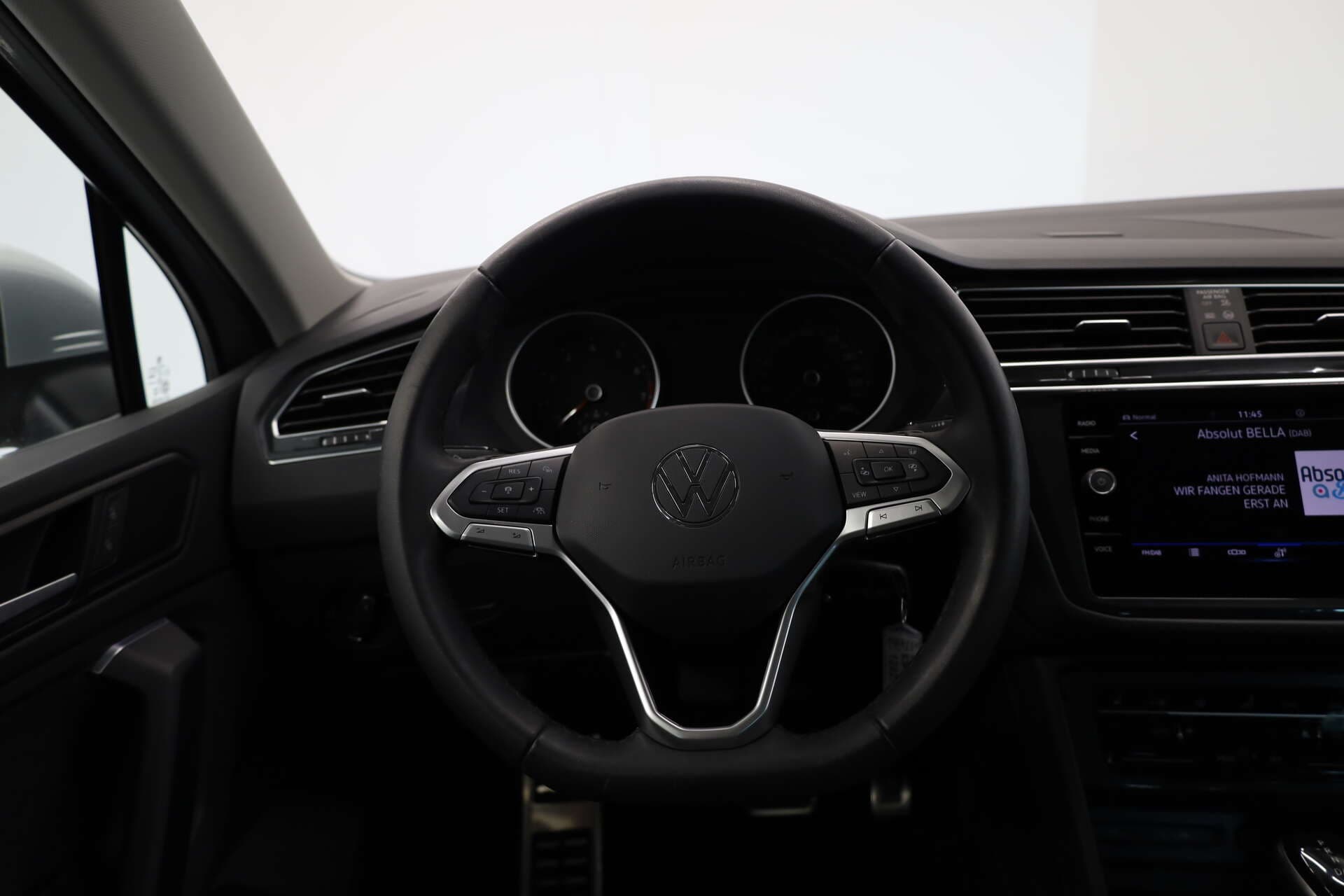 VOLKSWAGEN Tiguan, photo 8 sur 17